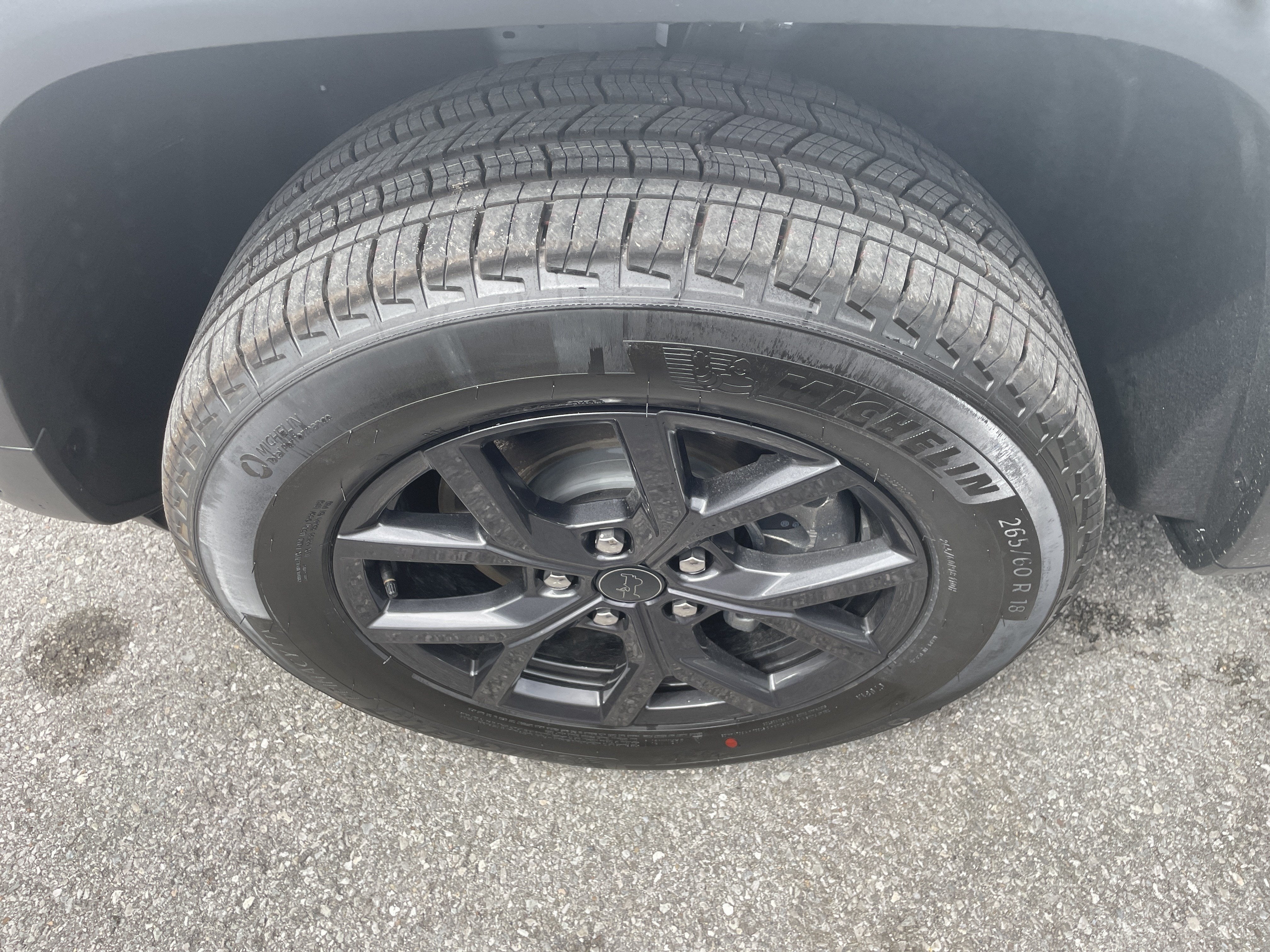 2027 Jeep Grand Cherokee Laredo Altitude