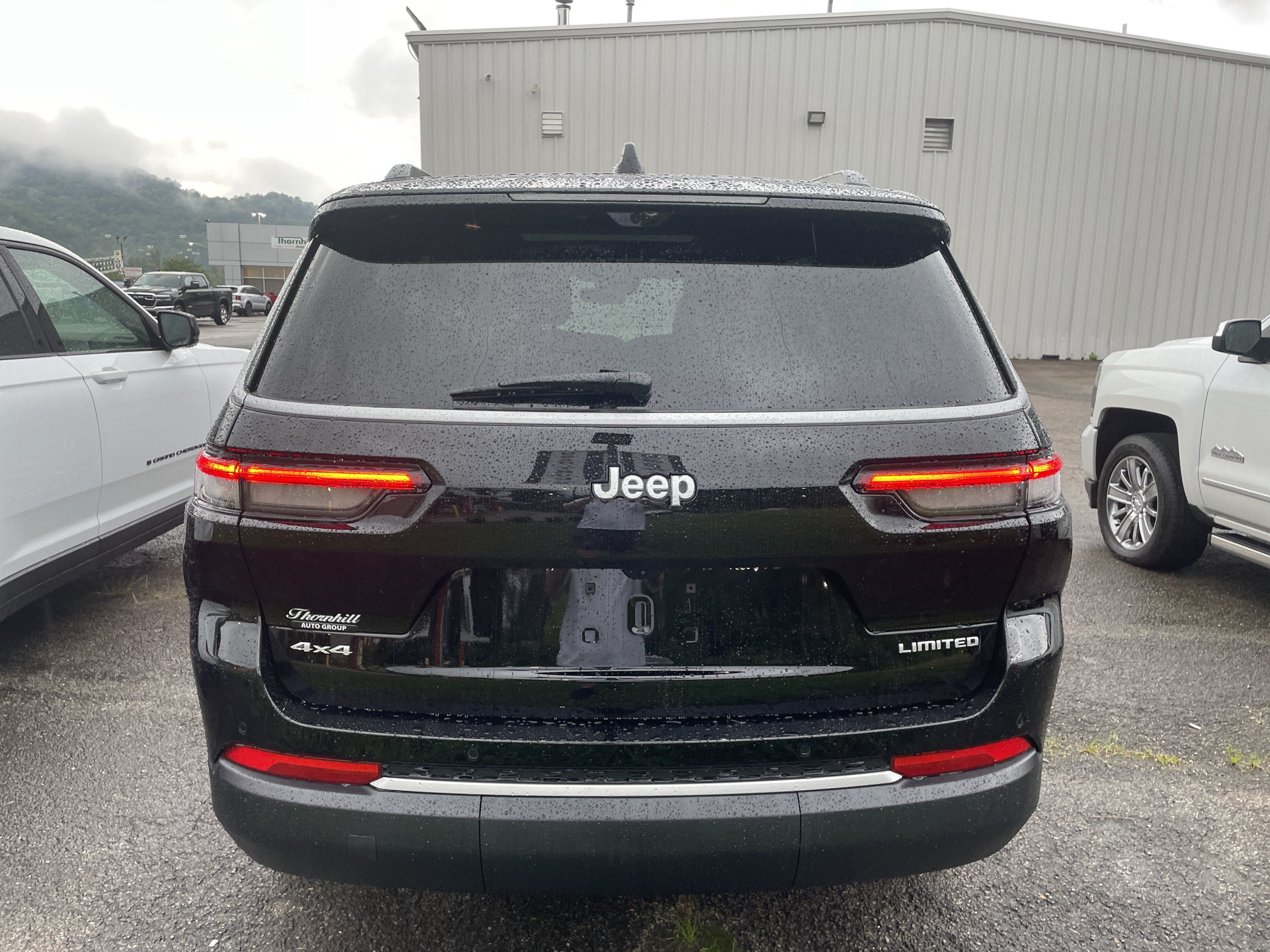 2027 Jeep Grand Cherokee GRAND CHEROKEE L LIMITED 4X4