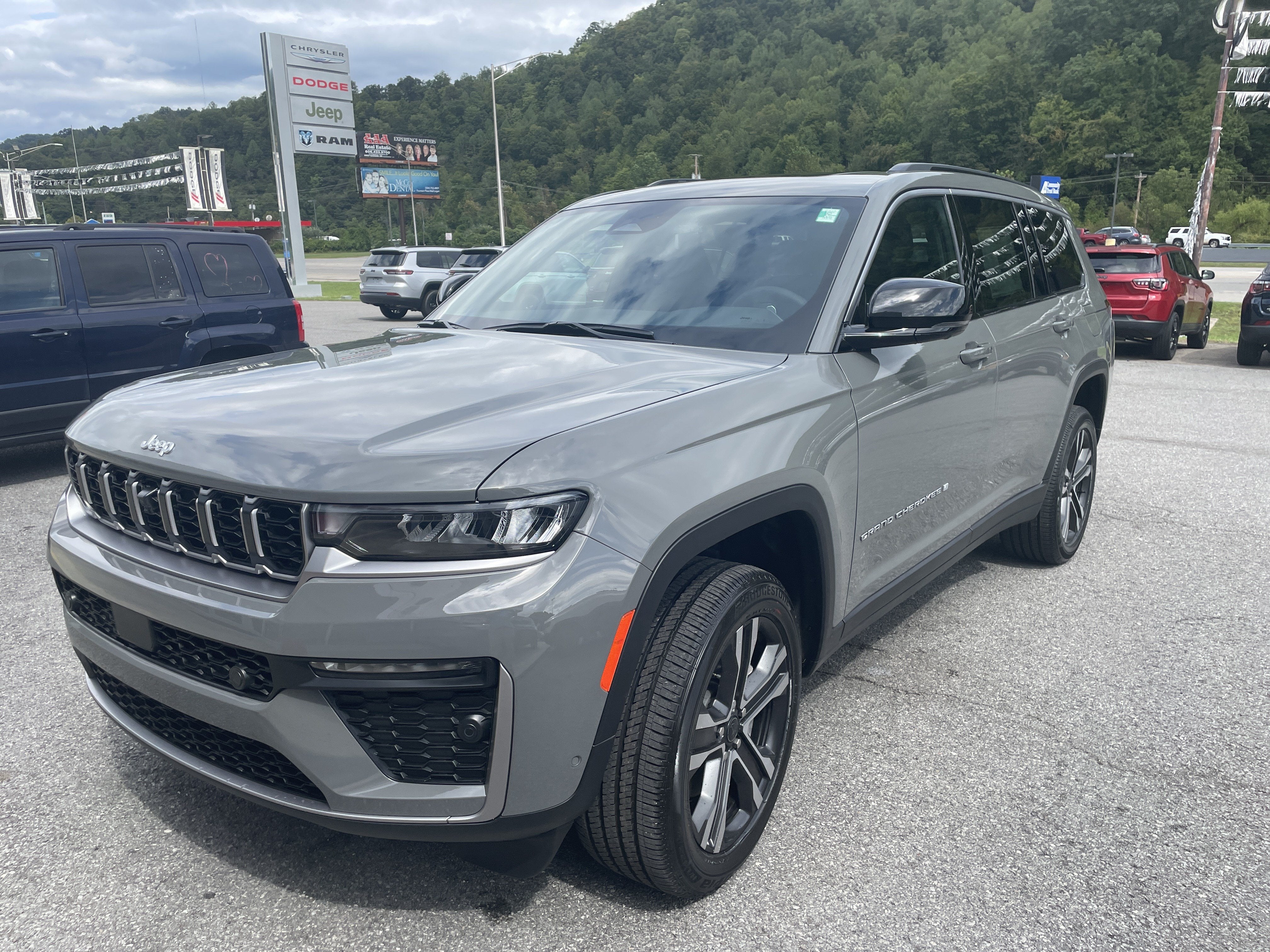 2027 Jeep Grand Cherokee Limited