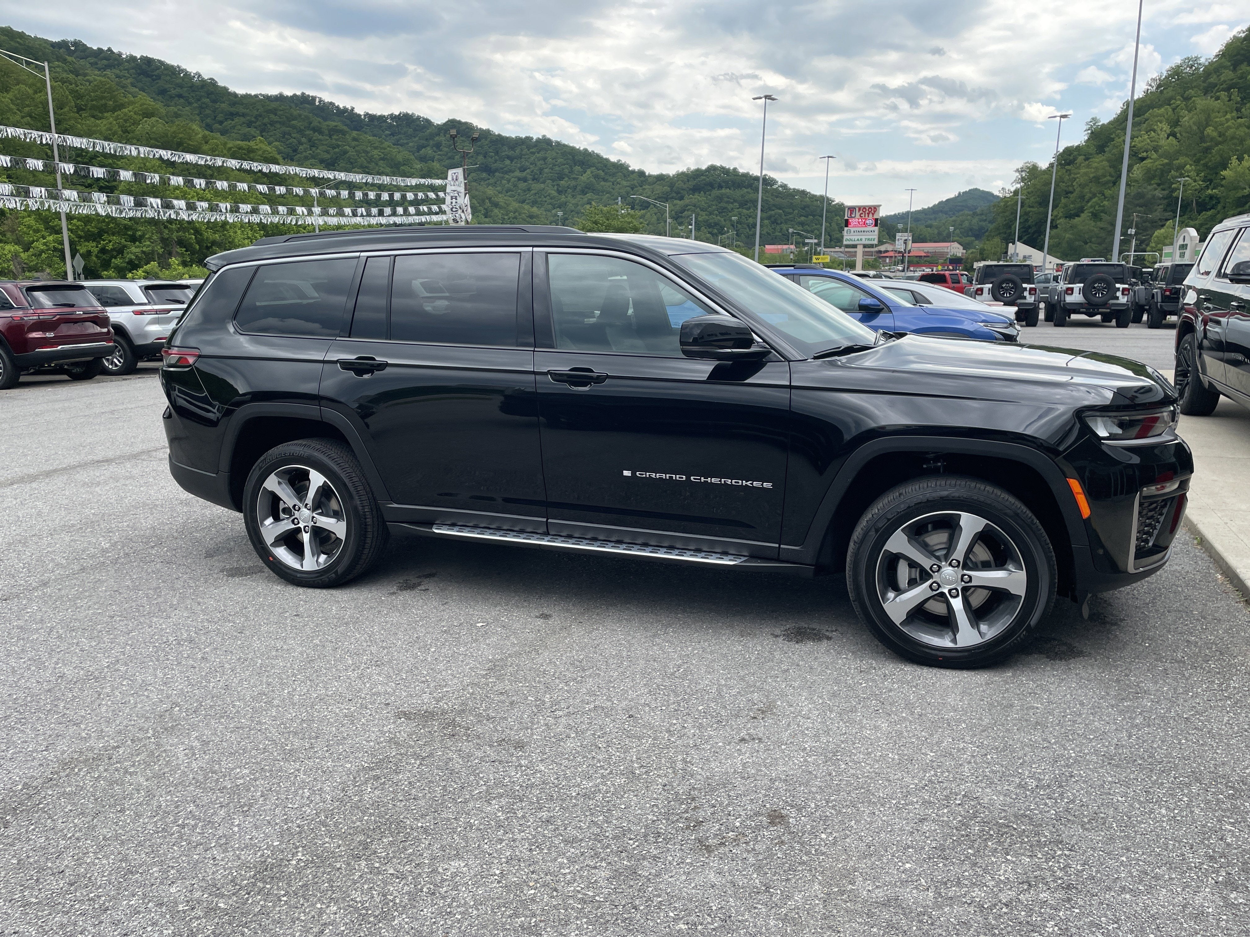 2026 Jeep Grand Cherokee GRAND CHEROKEE L LIMITED 4X4