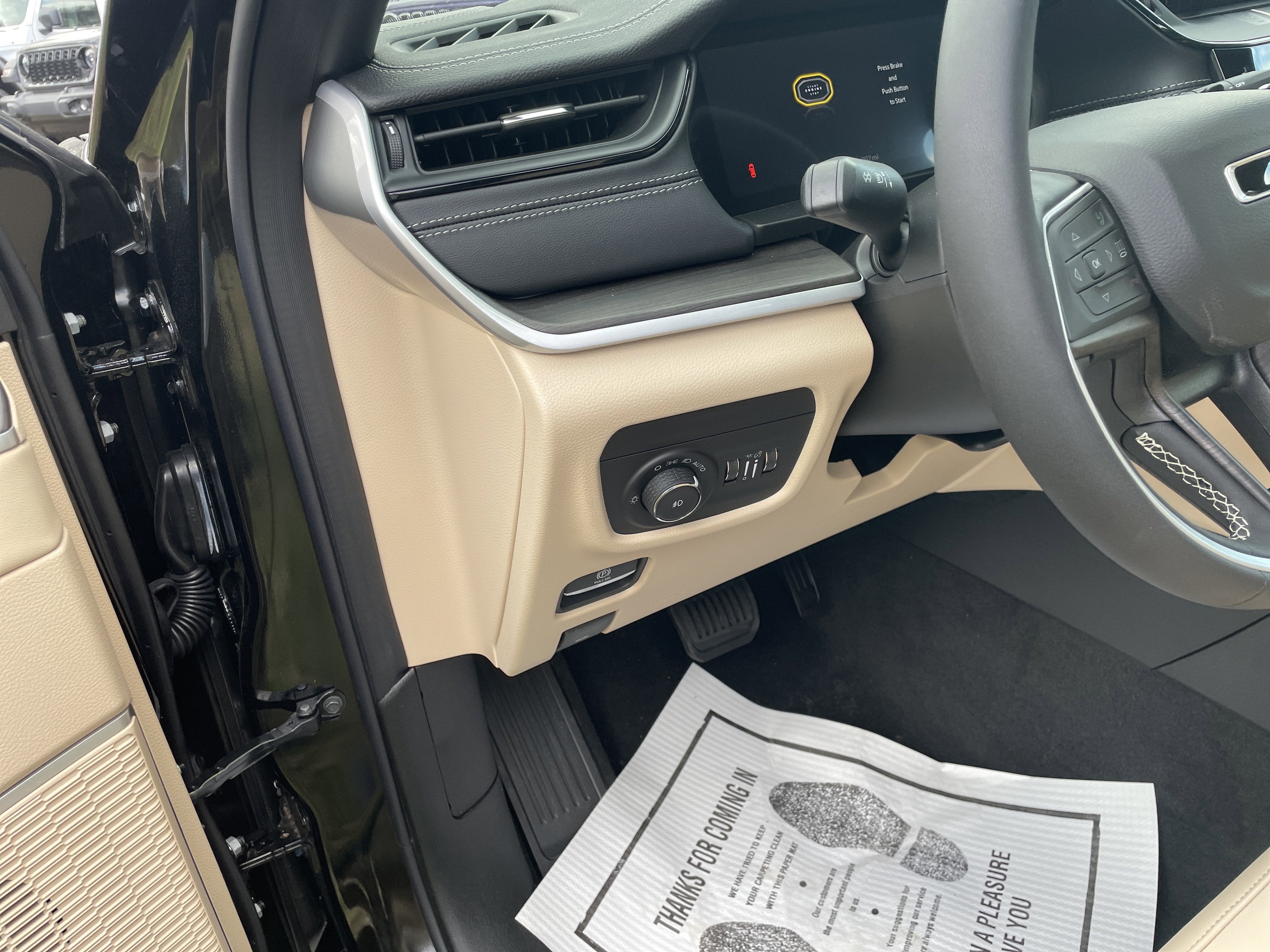 2026 Jeep Grand Cherokee GRAND CHEROKEE L LIMITED 4X4