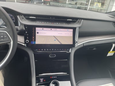 2027 Jeep Grand Cherokee Limited