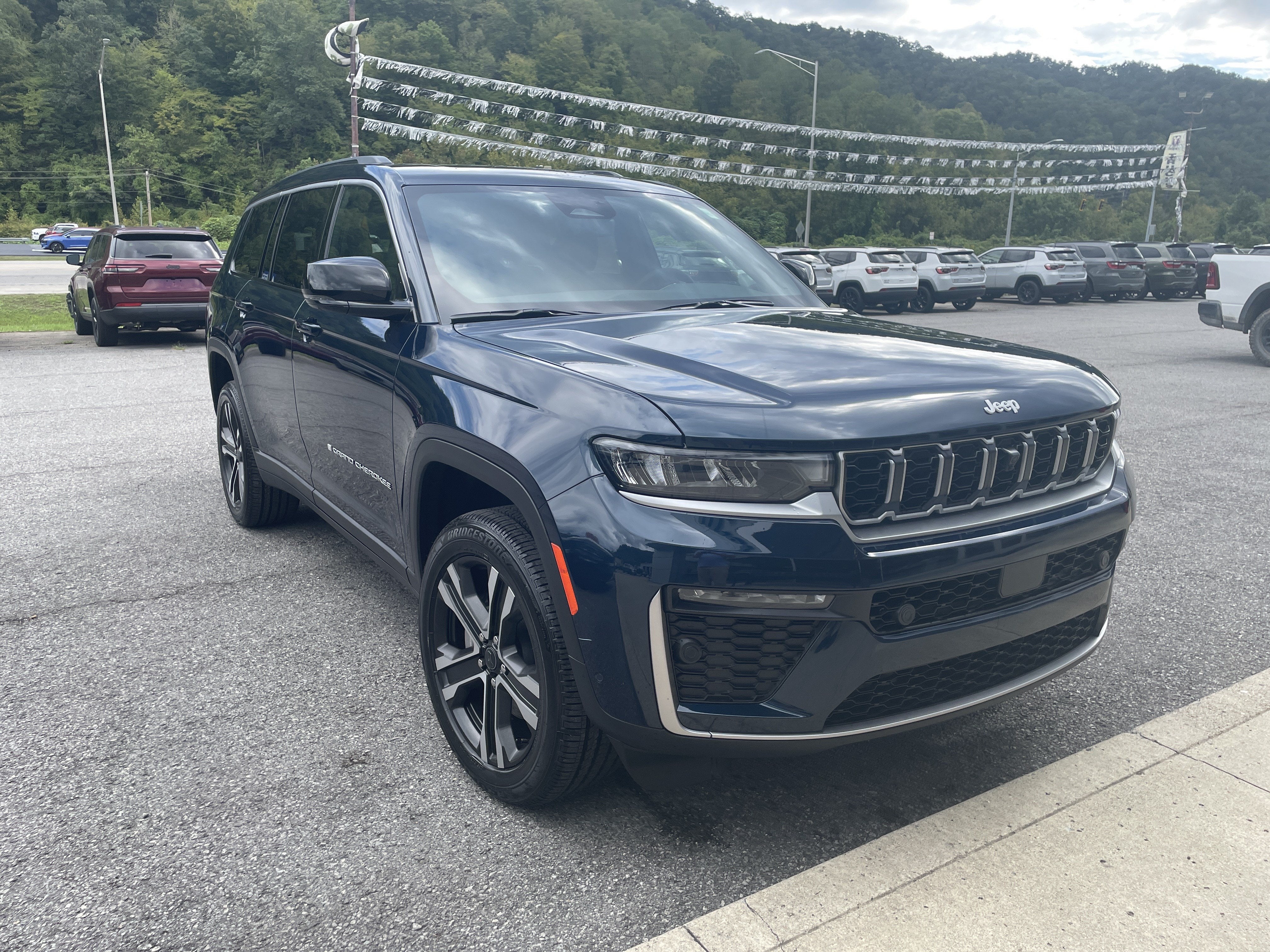 2027 Jeep Grand Cherokee Limited