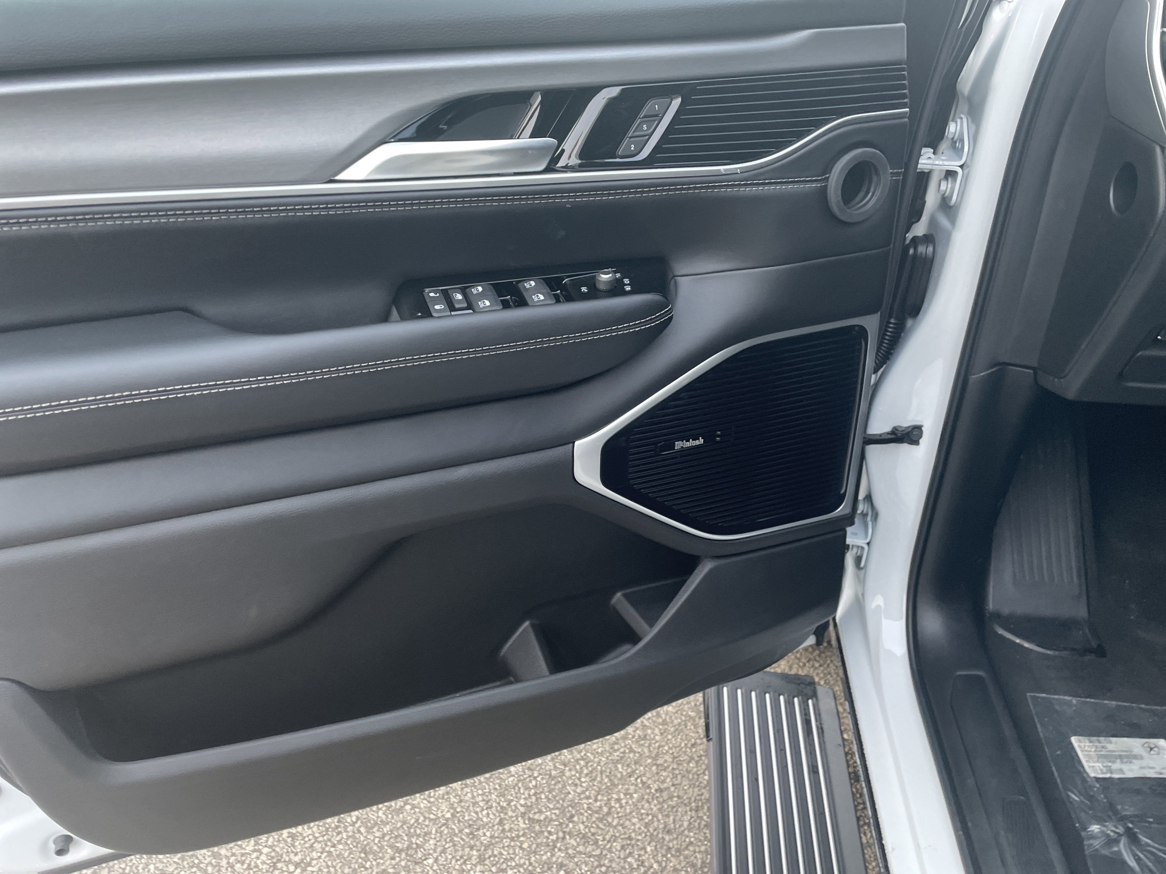 2026 Jeep Grand Wagoneer GRAND WAGONEER L LIMITED ALTITUDE 4X4