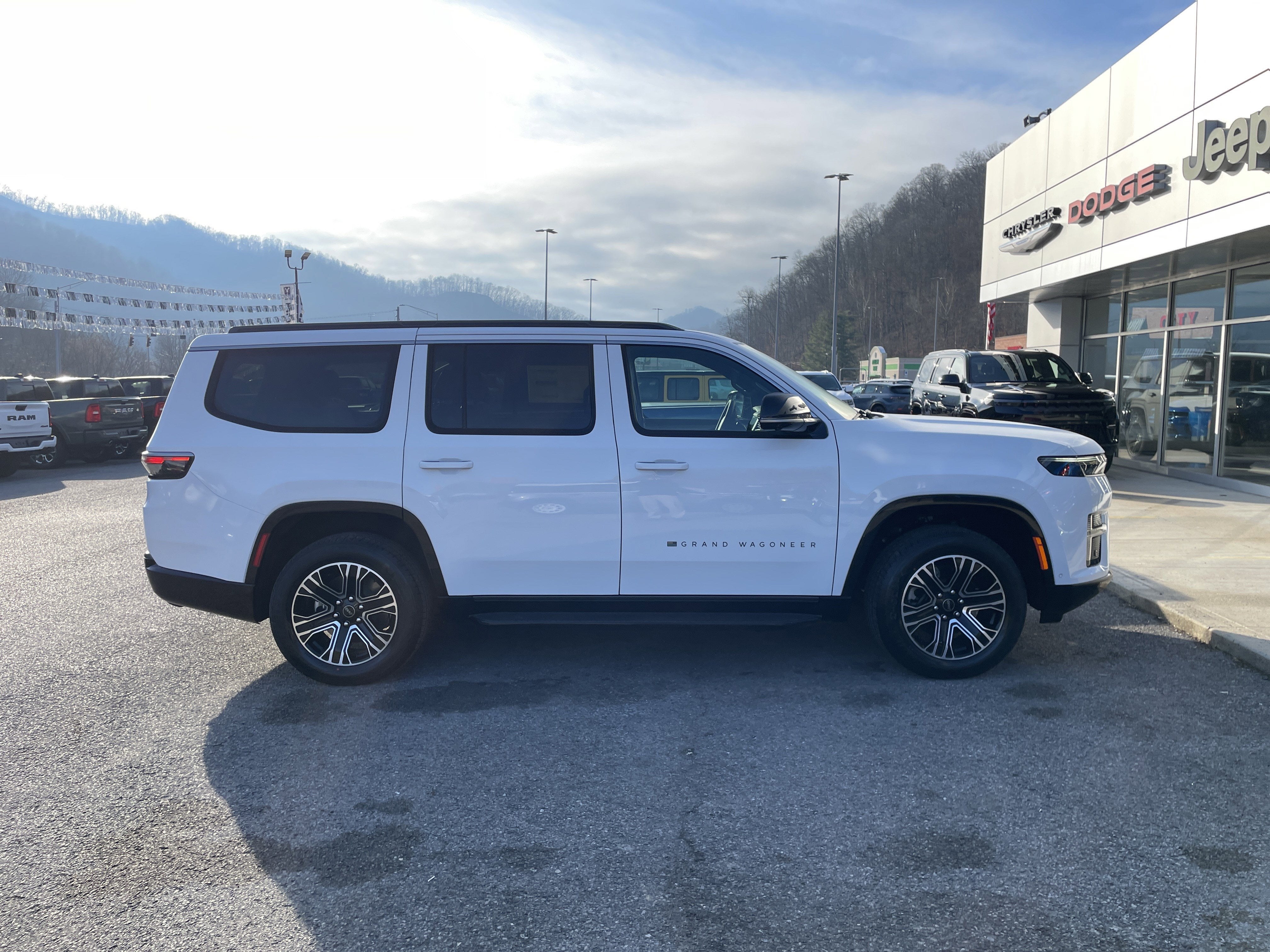 2026 Jeep Grand Wagoneer GRAND WAGONEER 4X4