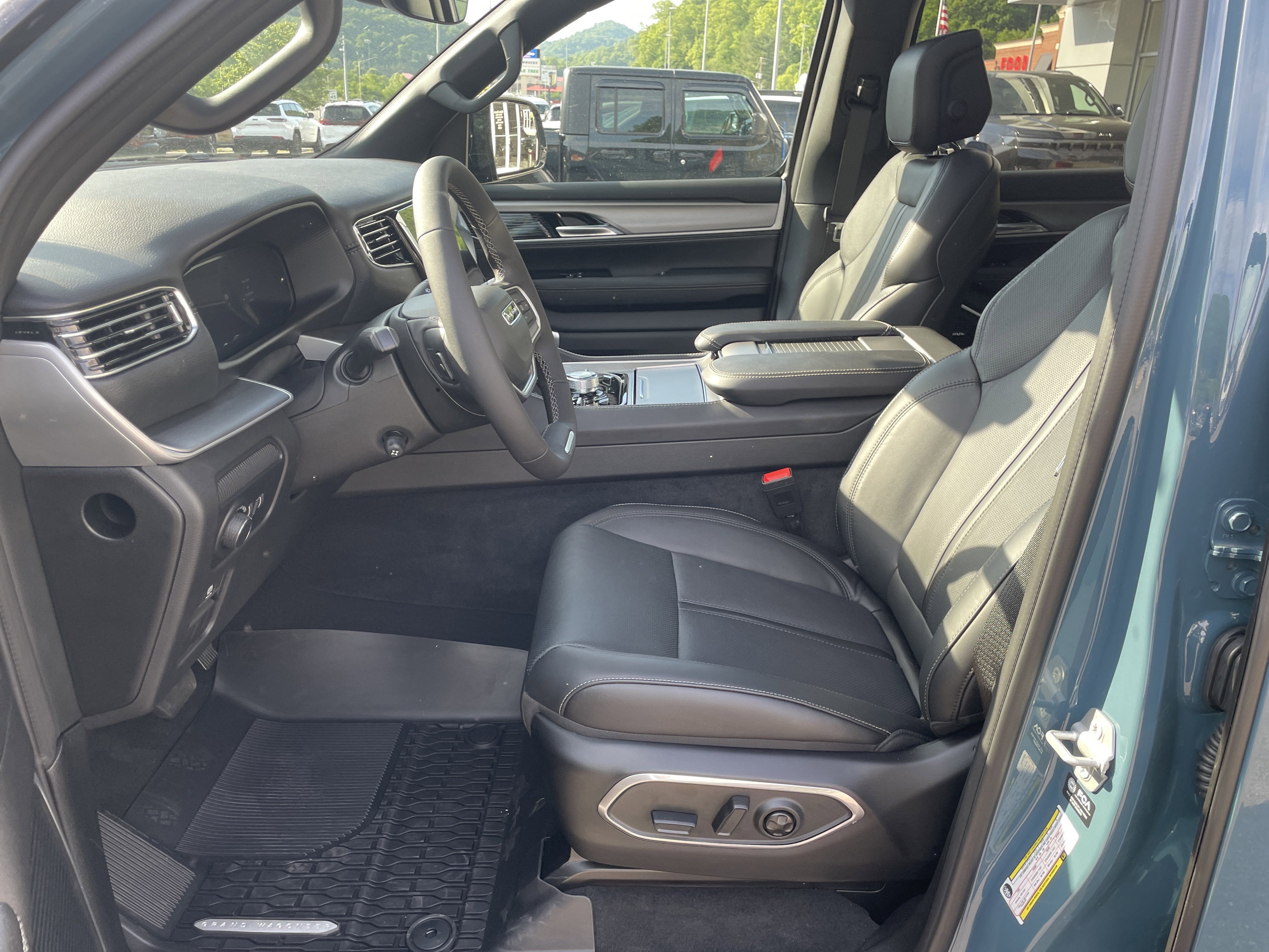 2026 Jeep Grand Wagoneer GRAND WAGONEER UPLAND 4X4