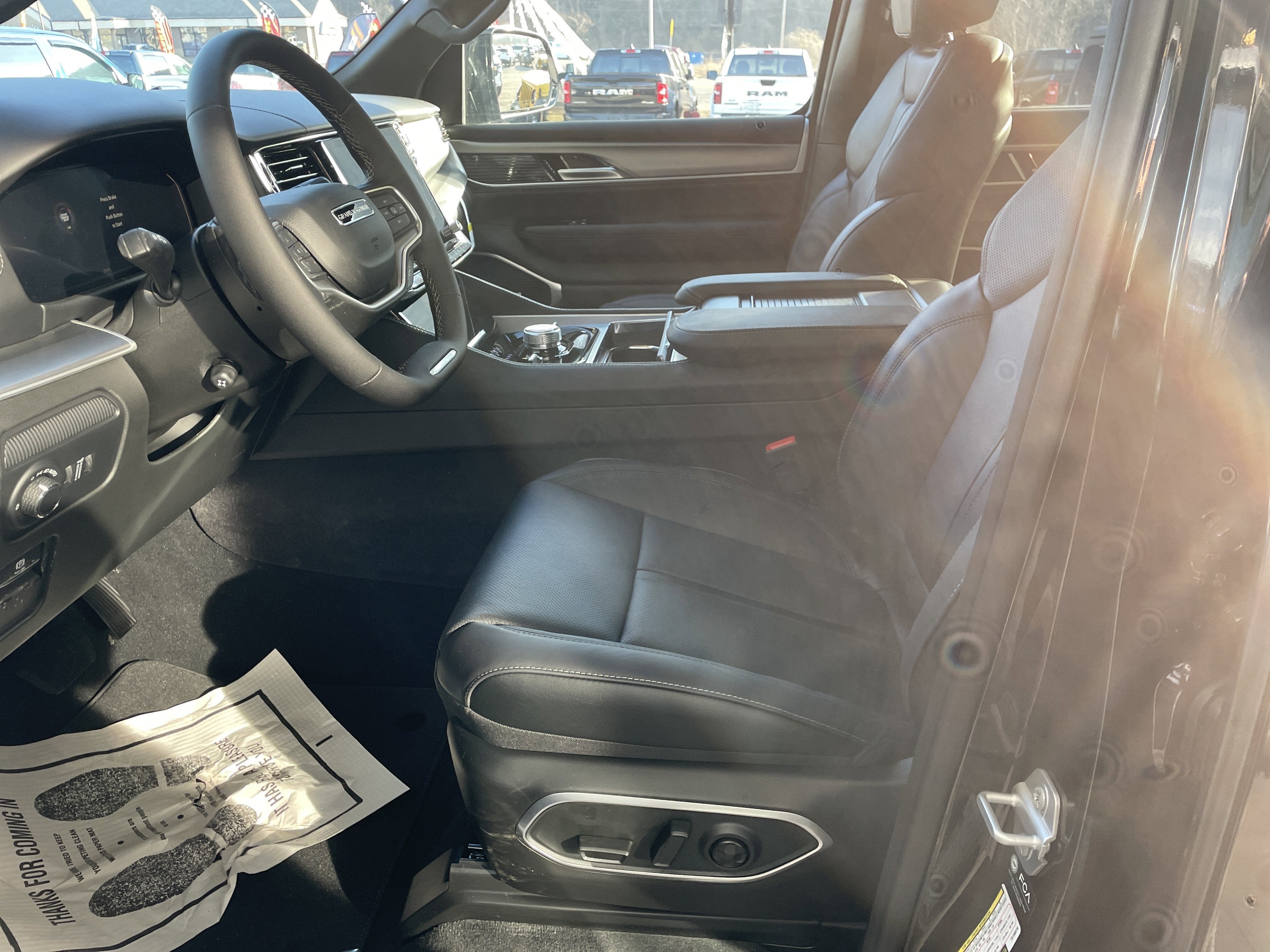 2026 Jeep Grand Wagoneer GRAND WAGONEER LIMITED RESERVE 4X4