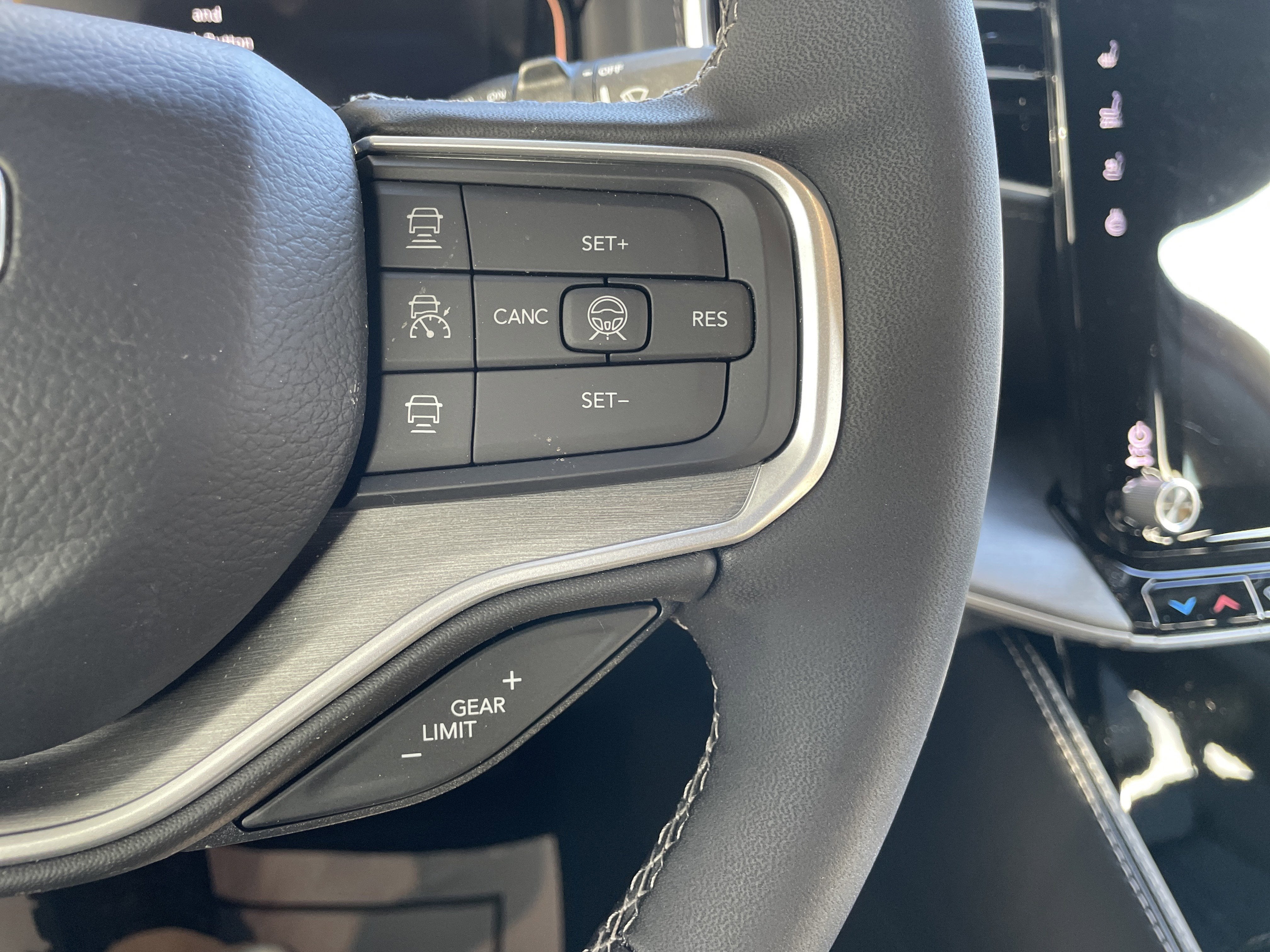 2026 Jeep Grand Wagoneer GRAND WAGONEER LIMITED RESERVE 4X4