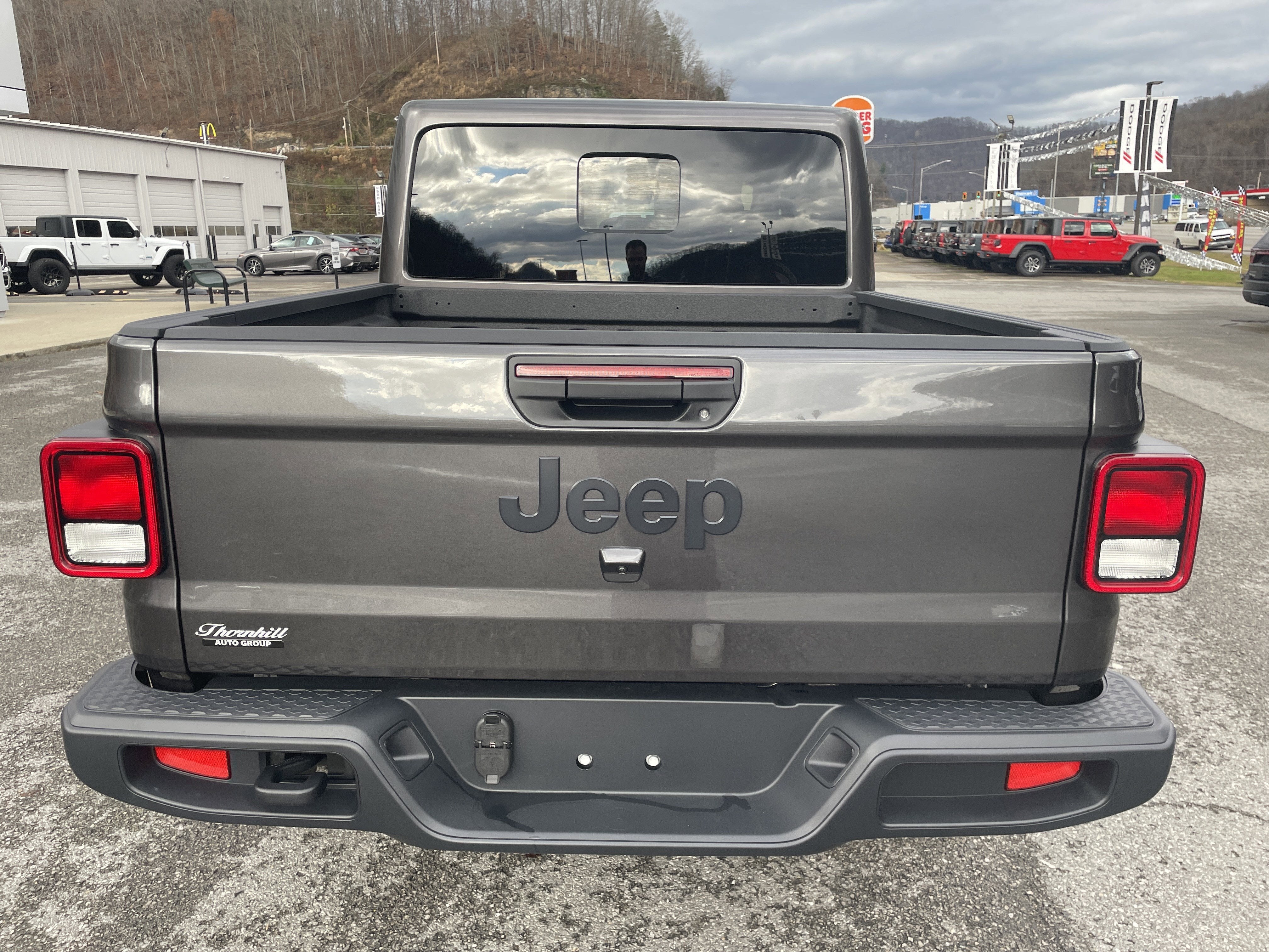 2023 Jeep Gladiator Overland 4x4