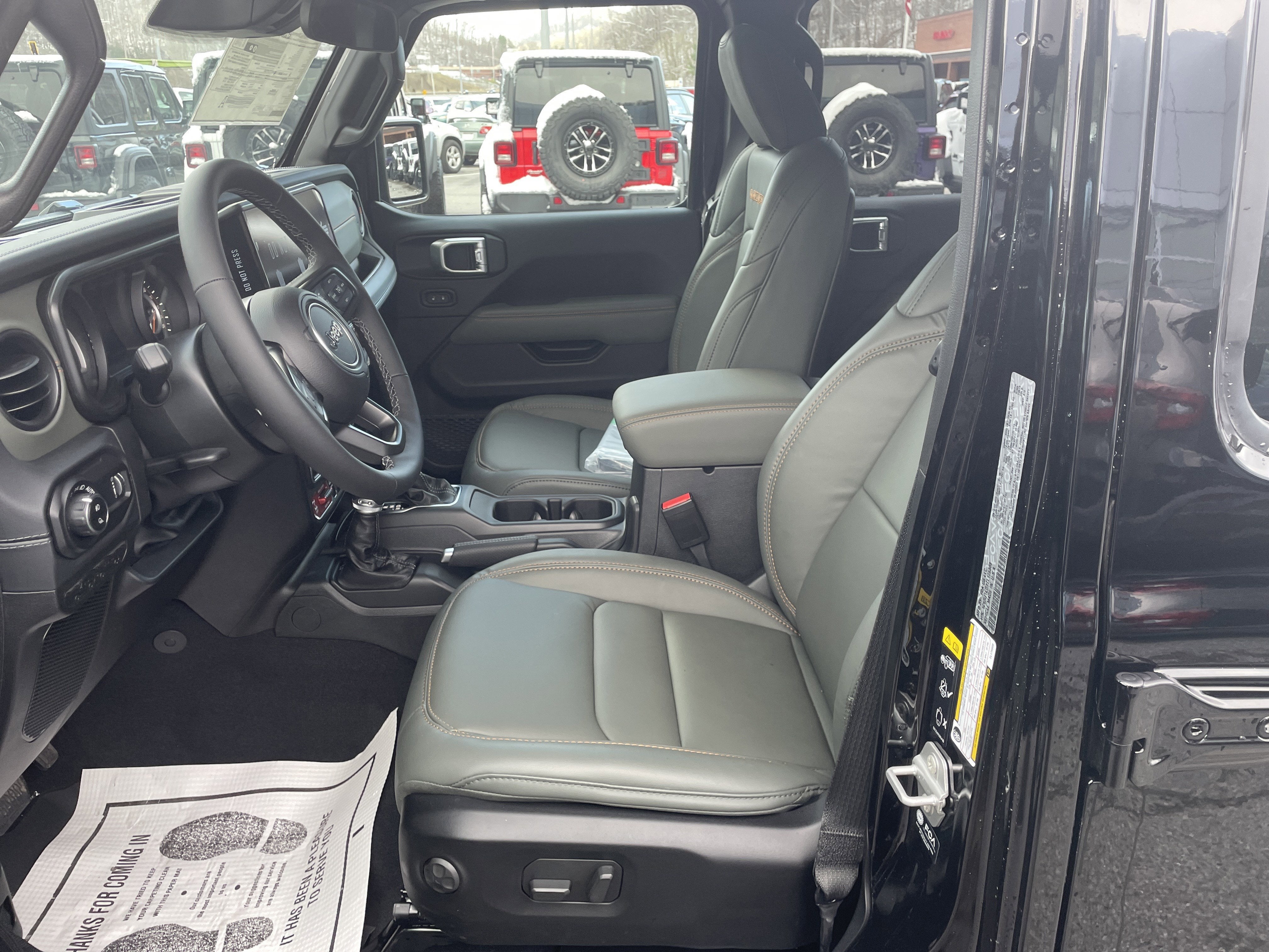 2026 Jeep Gladiator GLADIATOR MOJAVE 4X4