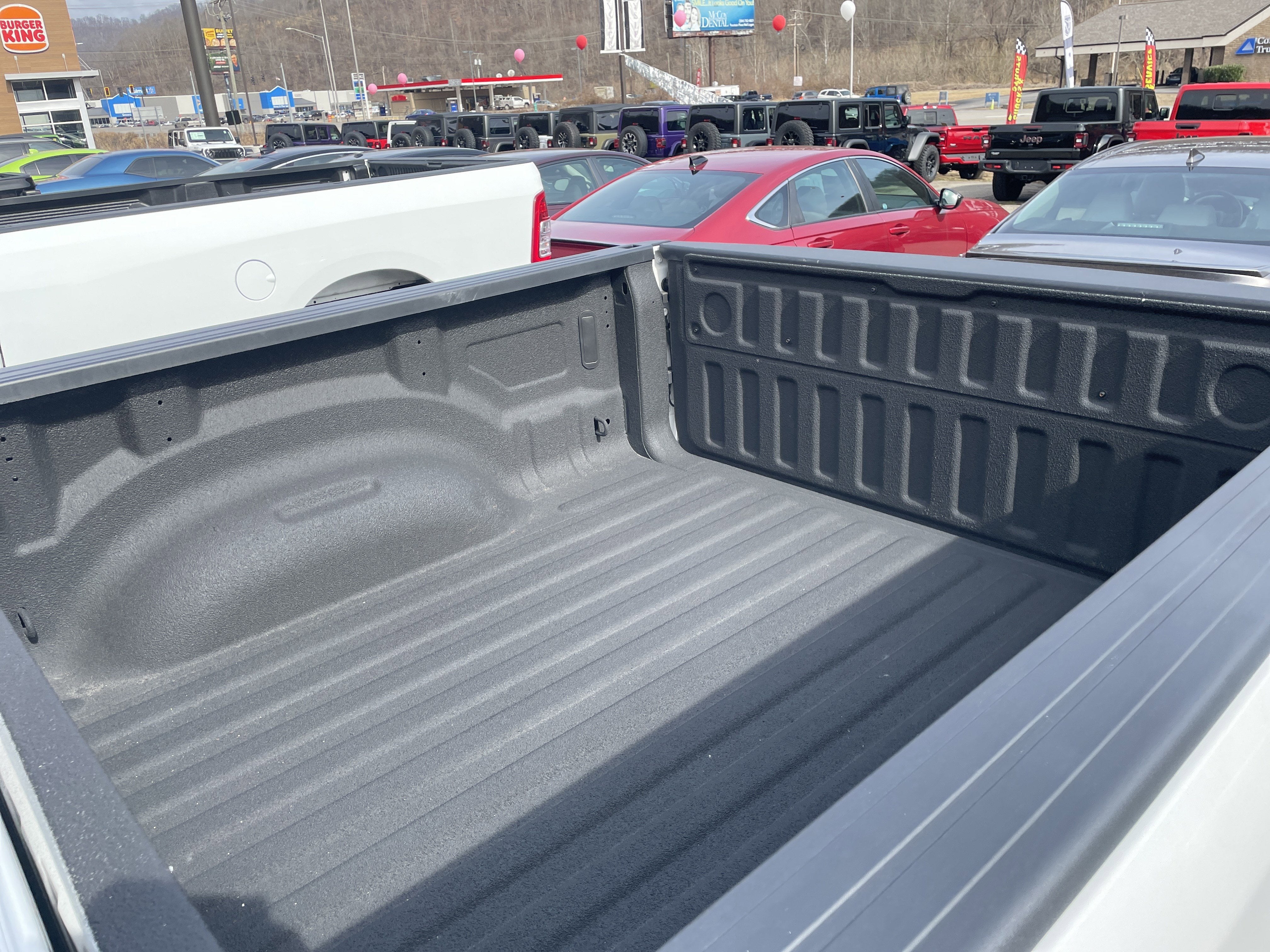 2024 RAM 1500 Big Horn Crew Cab 4x4 5'7' Box