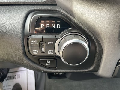 2024 RAM 1500 Big Horn Crew Cab 4x4 5'7' Box