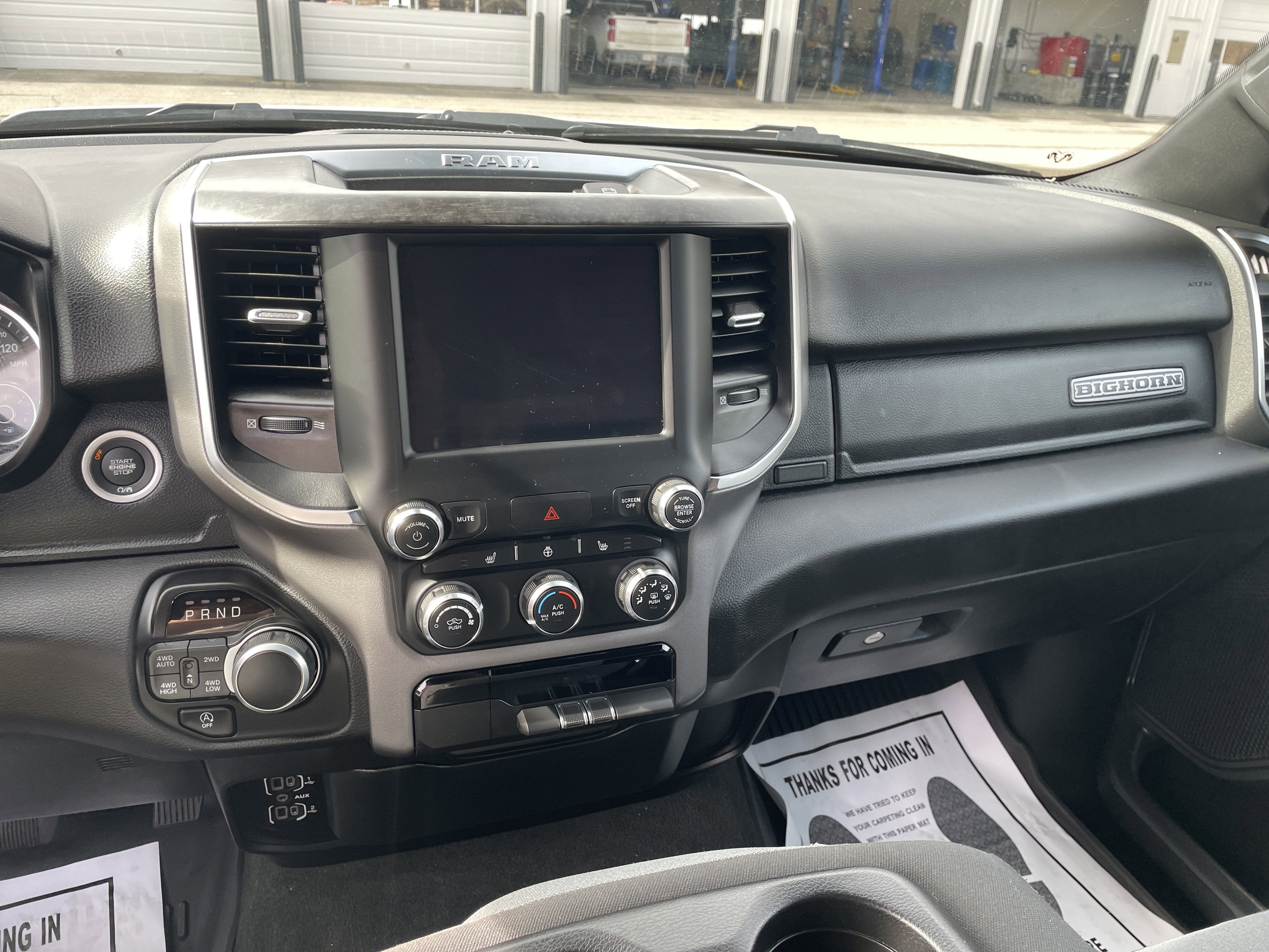 2024 RAM 1500 Big Horn Crew Cab 4x4 5'7' Box