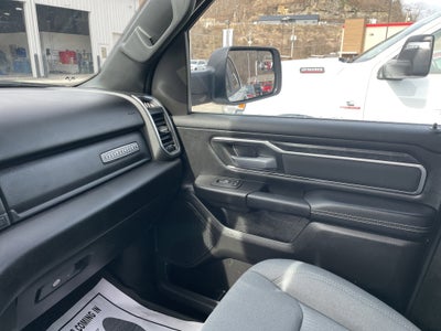 2024 RAM 1500 Big Horn Crew Cab 4x4 5'7' Box