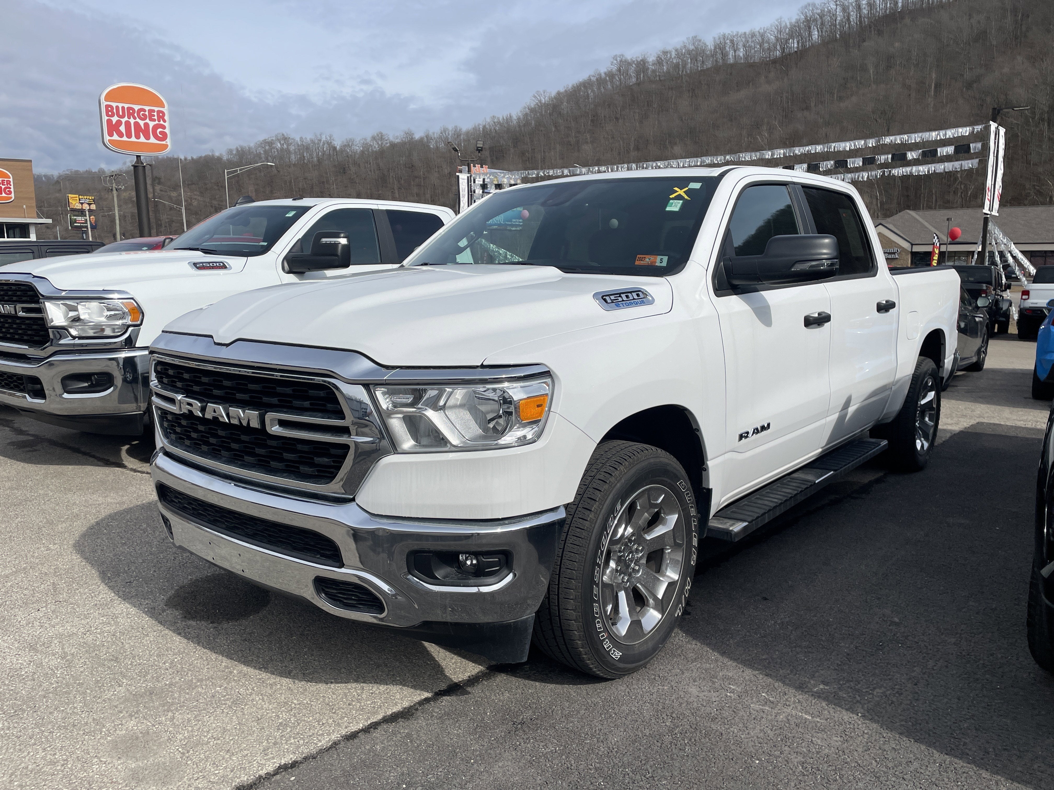 2024 RAM 1500 Big Horn Crew Cab 4x4 5'7' Box