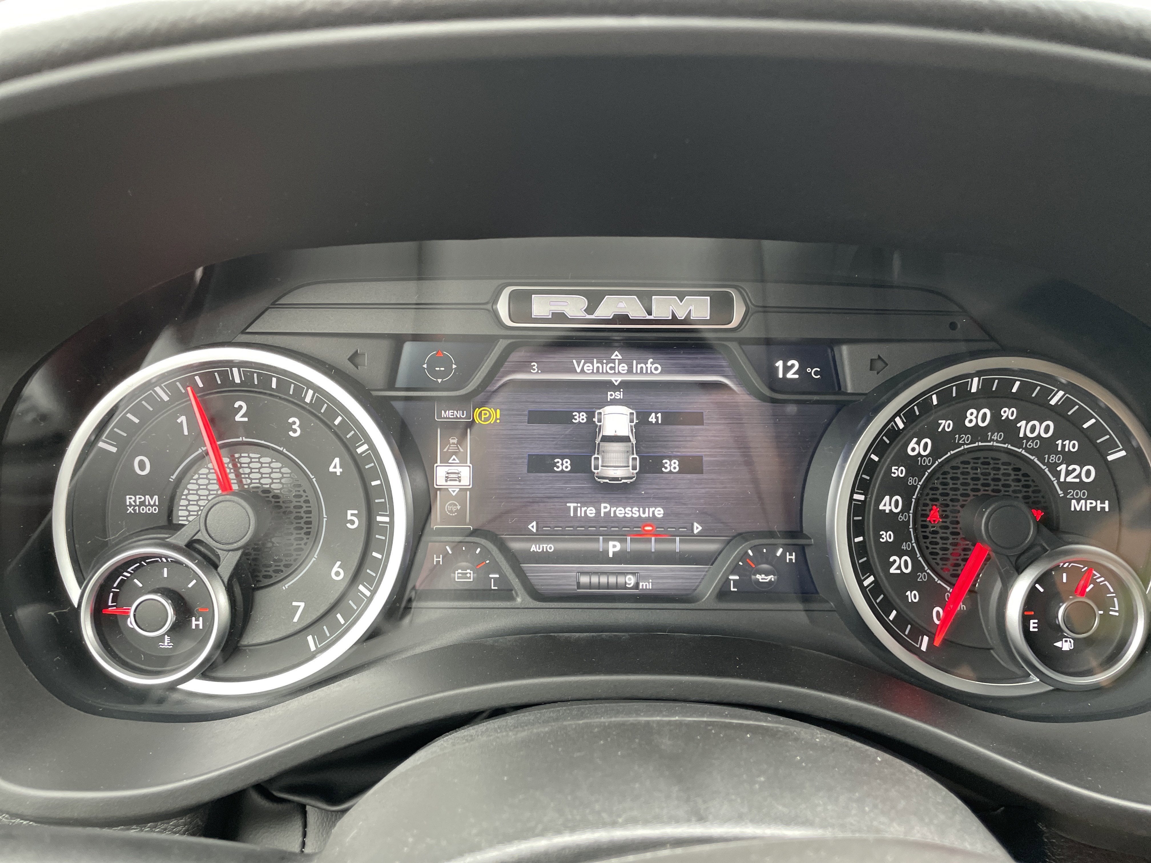 2026 RAM Ram 1500 RAM 1500 BIG HORN CREW CAB 4X4 5'7' BOX