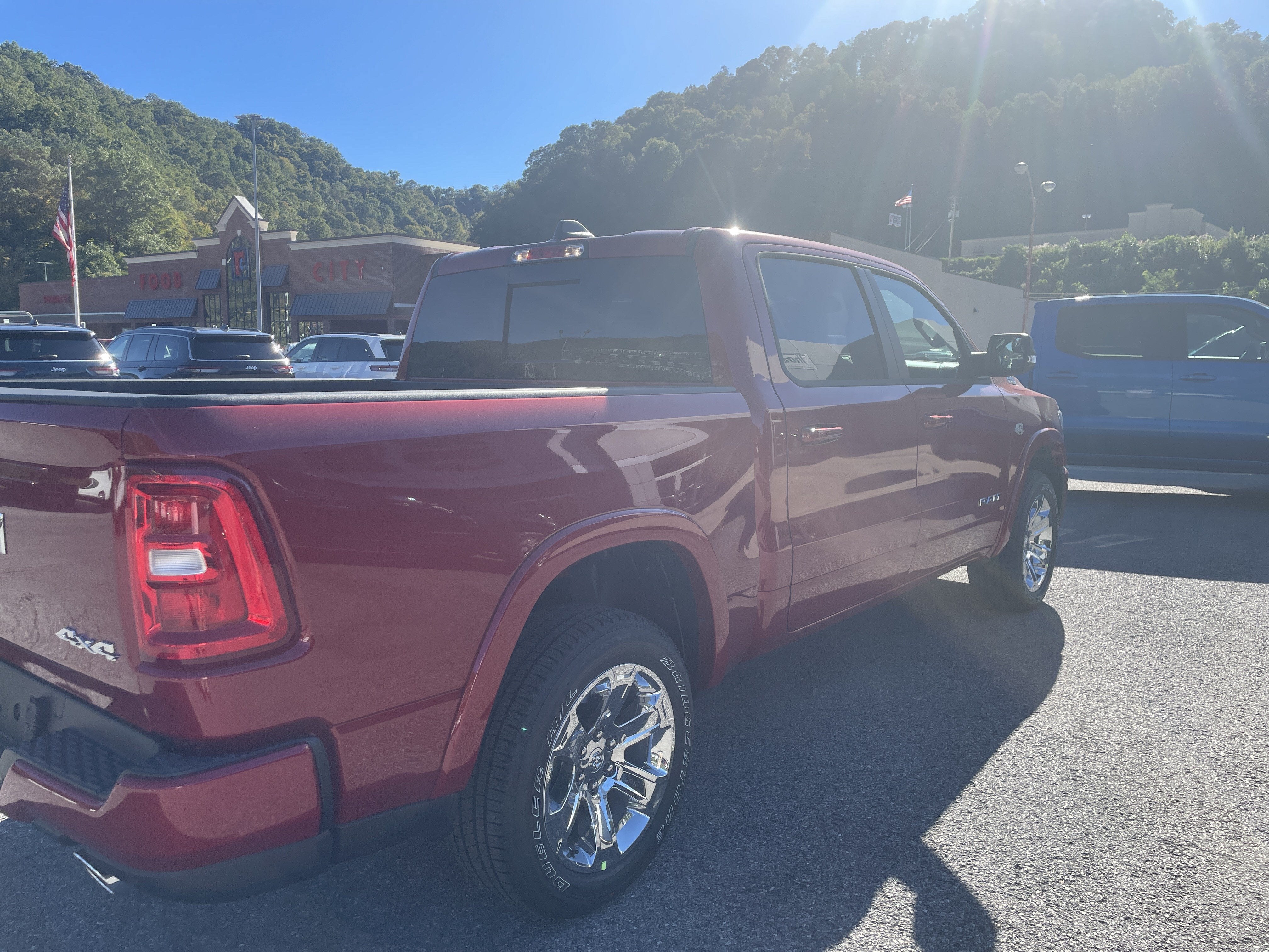 2027 RAM Ram 1500 RAM 1500 BIG HORN CREW CAB 4X4 5'7' BOX