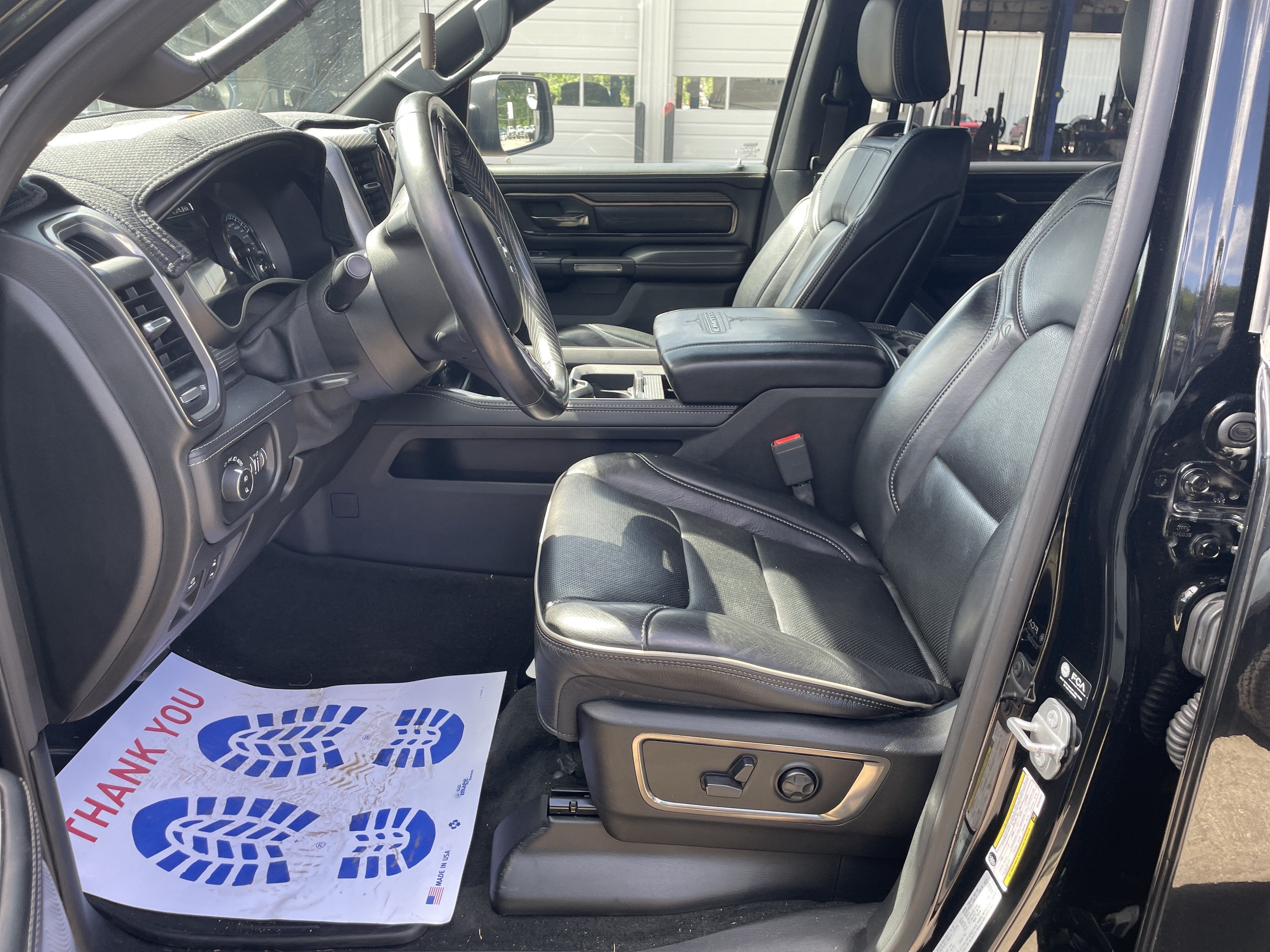 2021 RAM 1500 Limited Crew Cab 4x4 5'7' Box