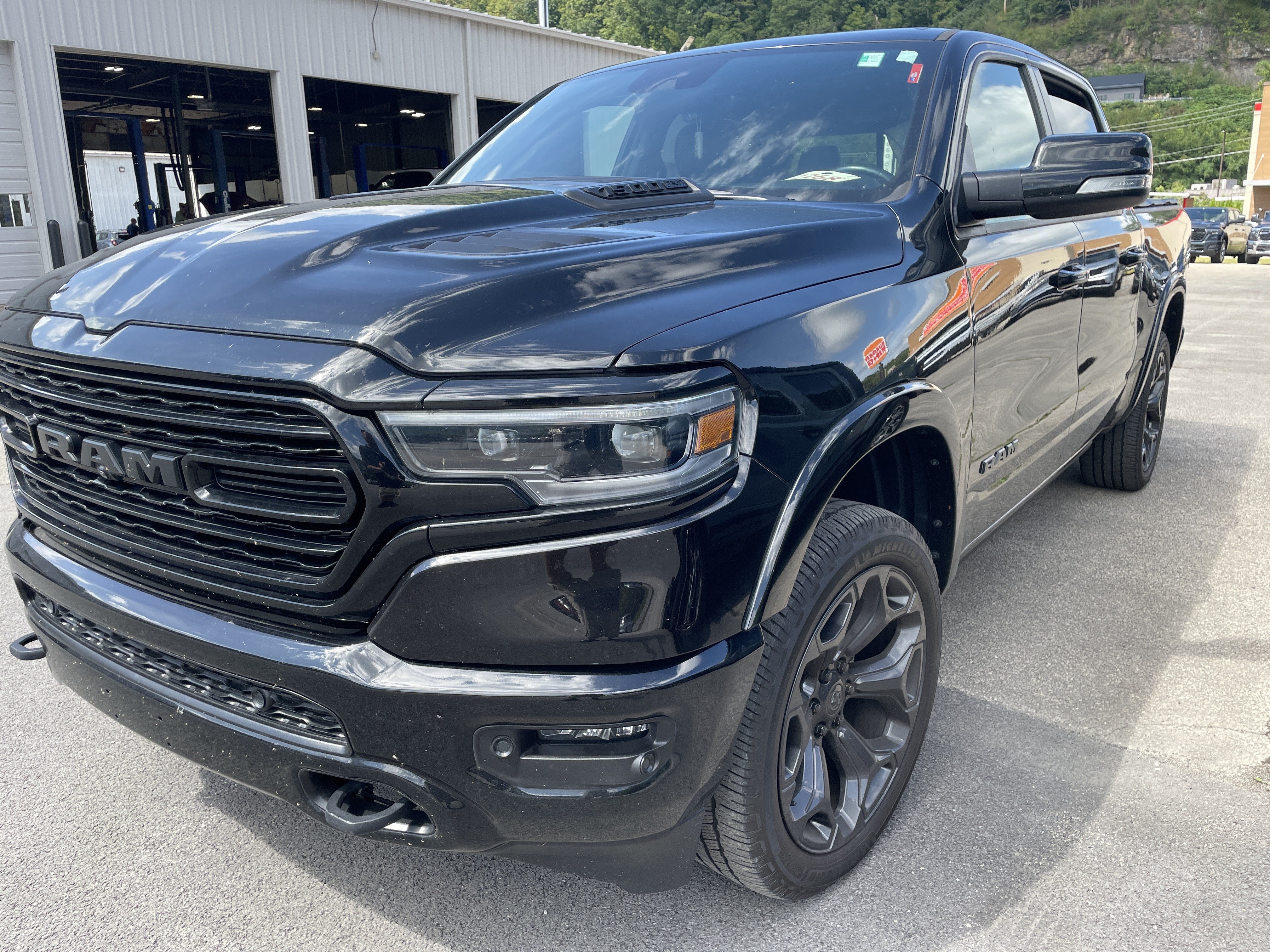 2021 RAM 1500 Limited Crew Cab 4x4 5'7' Box