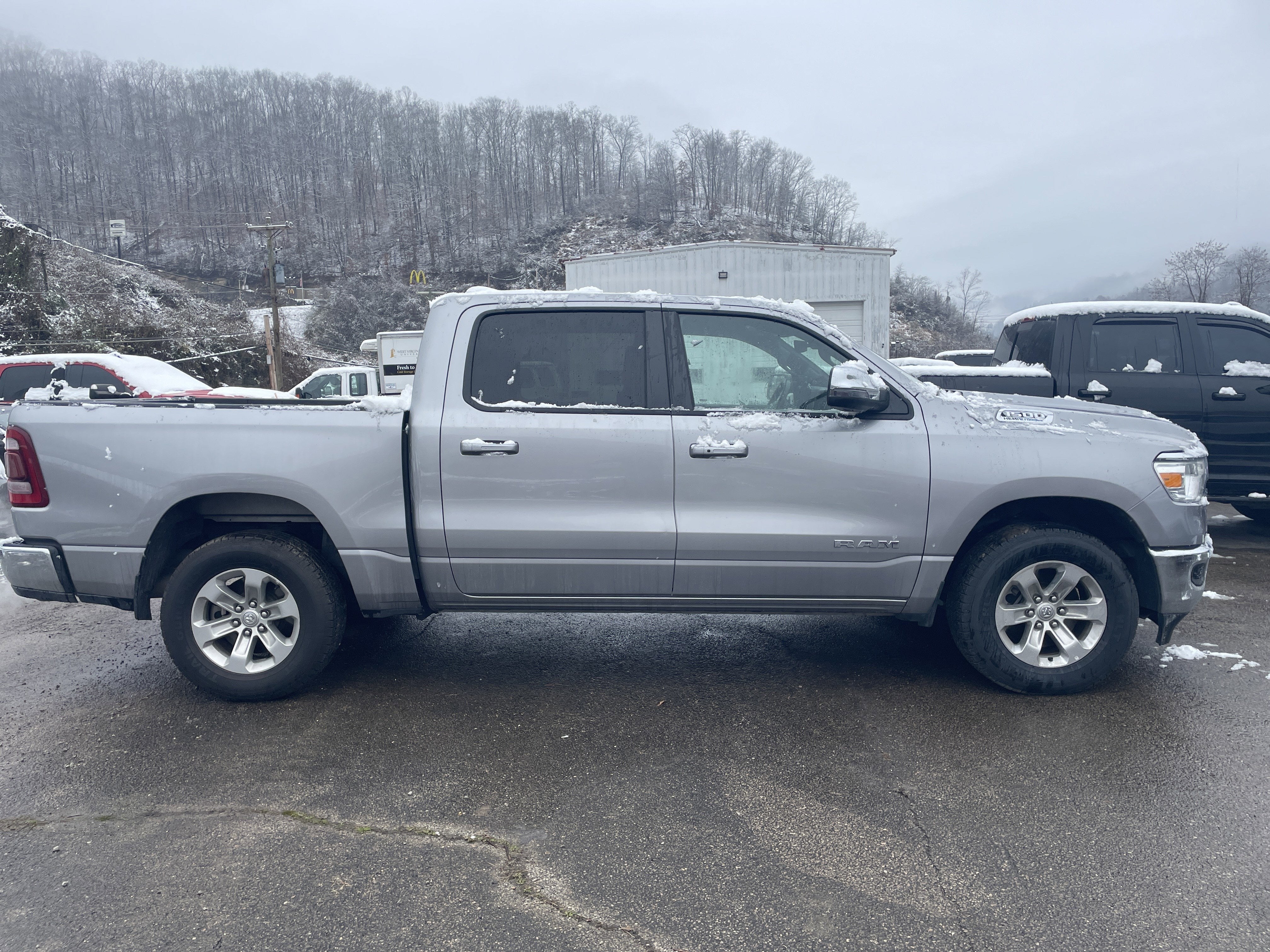 2024 RAM 1500 Laramie Crew Cab 4x4 5'7' Box