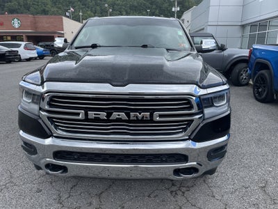 2020 RAM 1500 Laramie Crew Cab 4x4 5'7' Box