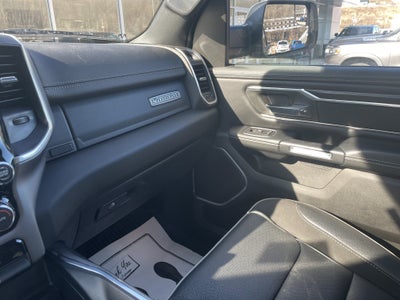 2023 RAM 1500 Laramie Crew Cab 4x4 5'7' Box