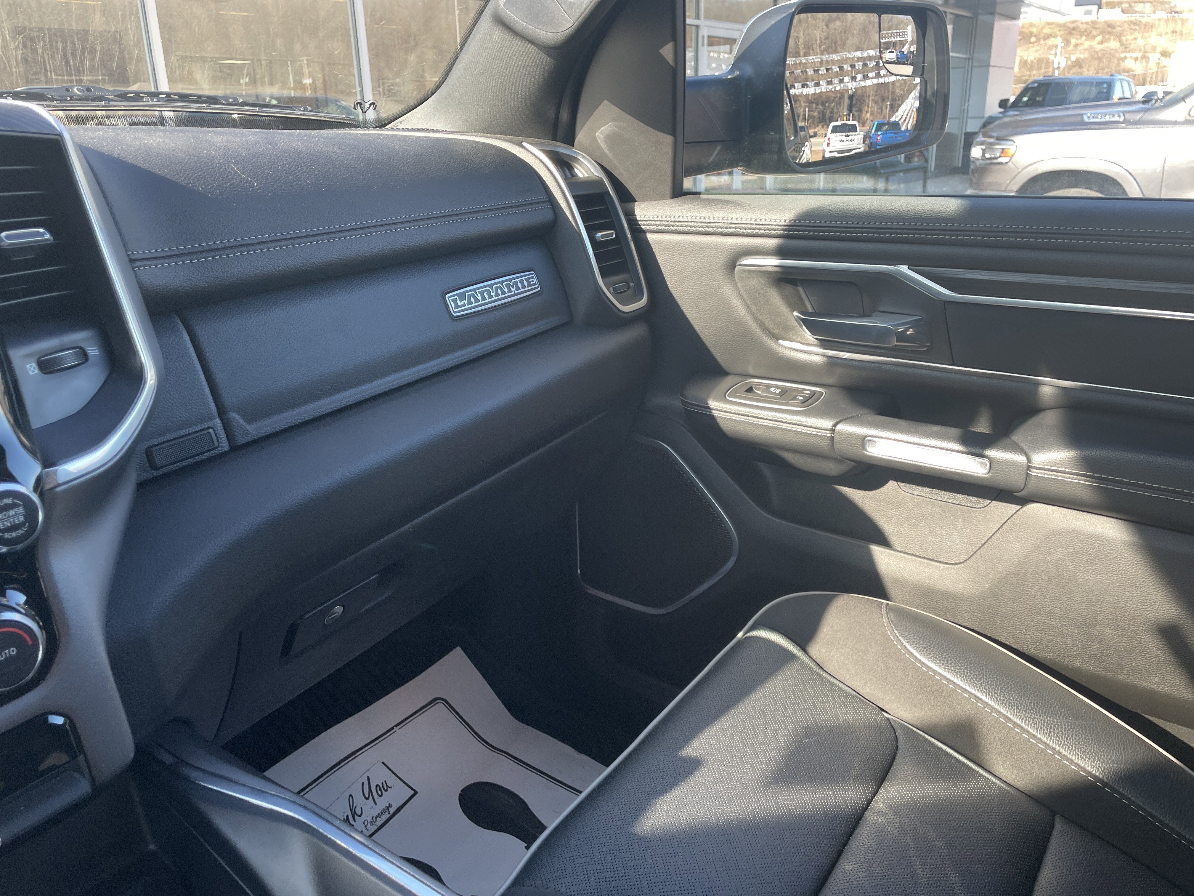 2023 RAM 1500 Laramie Crew Cab 4x4 5'7' Box