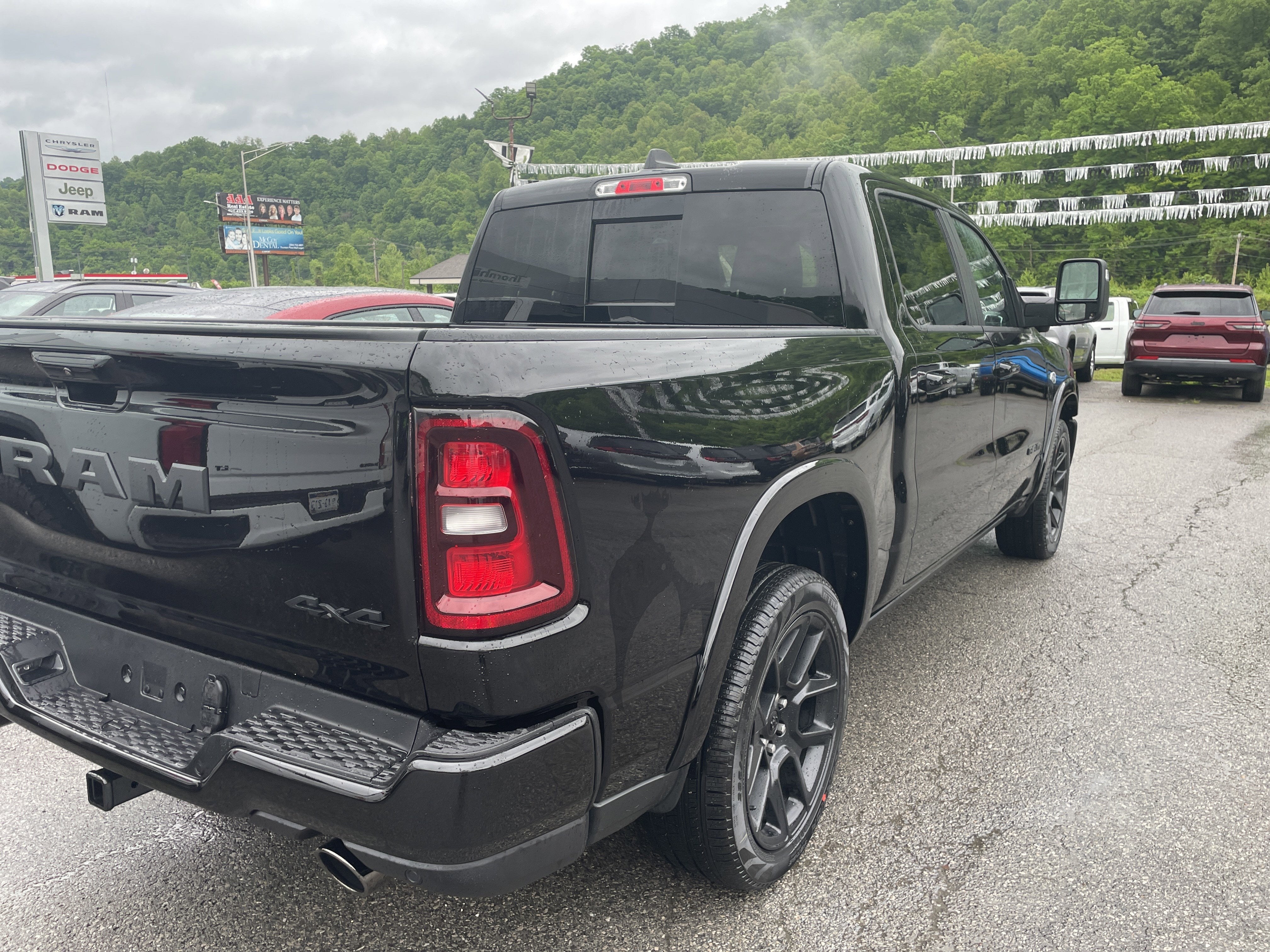 2026 RAM Ram 1500 RAM 1500 LARAMIE CREW CAB 4X4 5'7' BOX