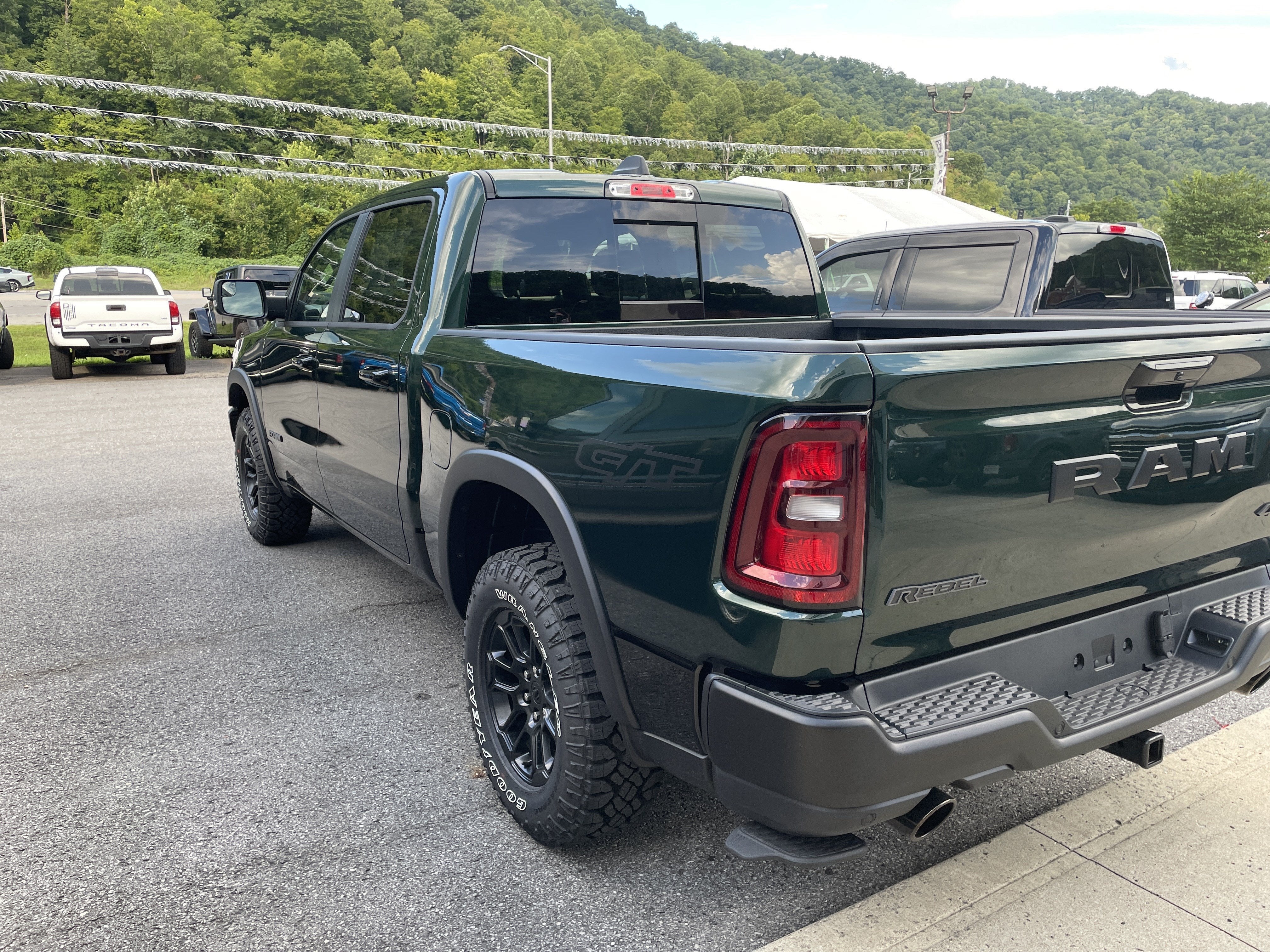 2026 RAM Ram 1500 RAM 1500 REBEL CREW CAB 4X4 5'7' BOX