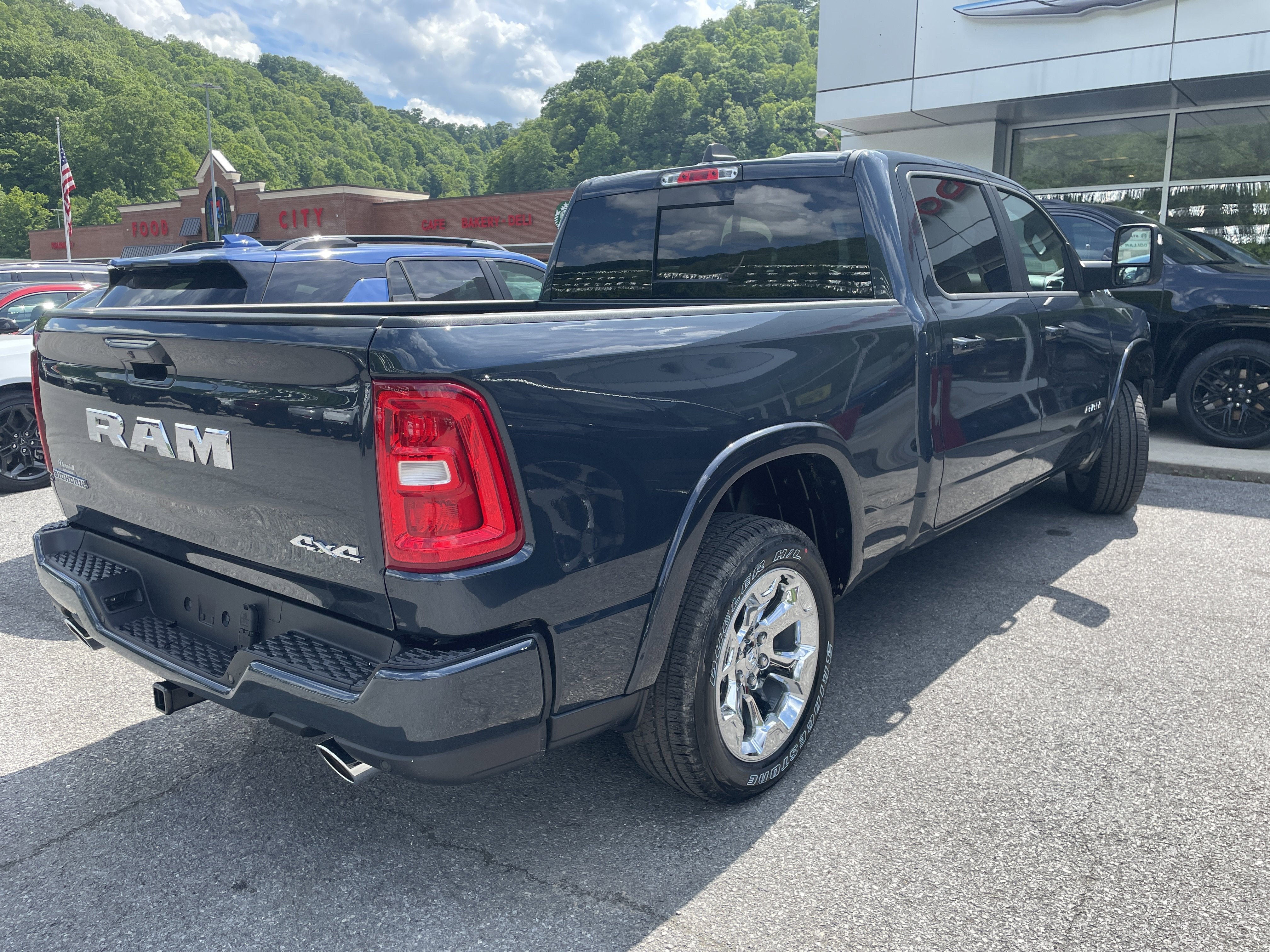 2026 RAM Ram 1500 RAM 1500 BIG HORN CREW CAB 4X4 6'4' BOX