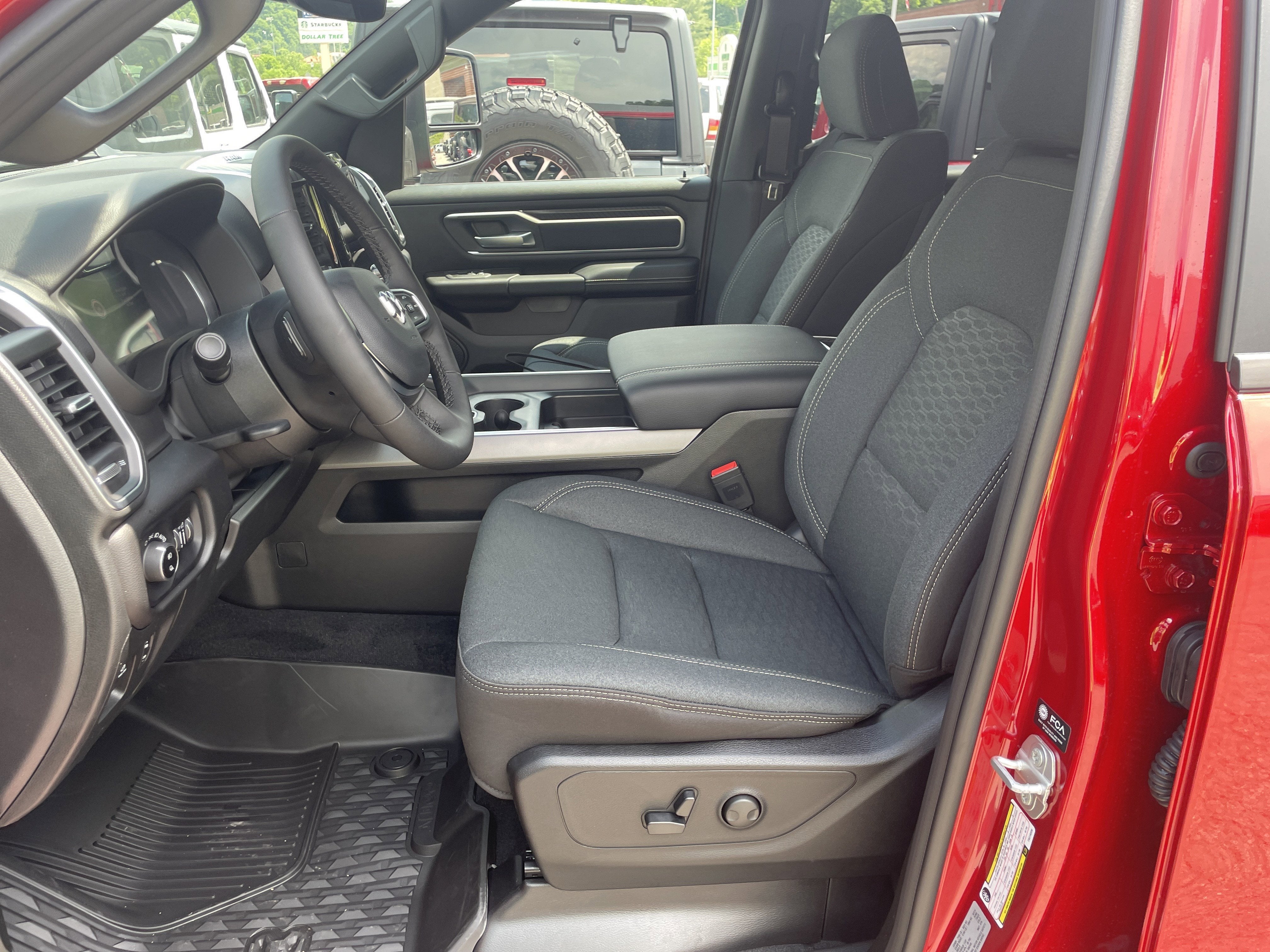 2026 RAM Ram 1500 RAM 1500 BIG HORN CREW CAB 4X4 6'4' BOX