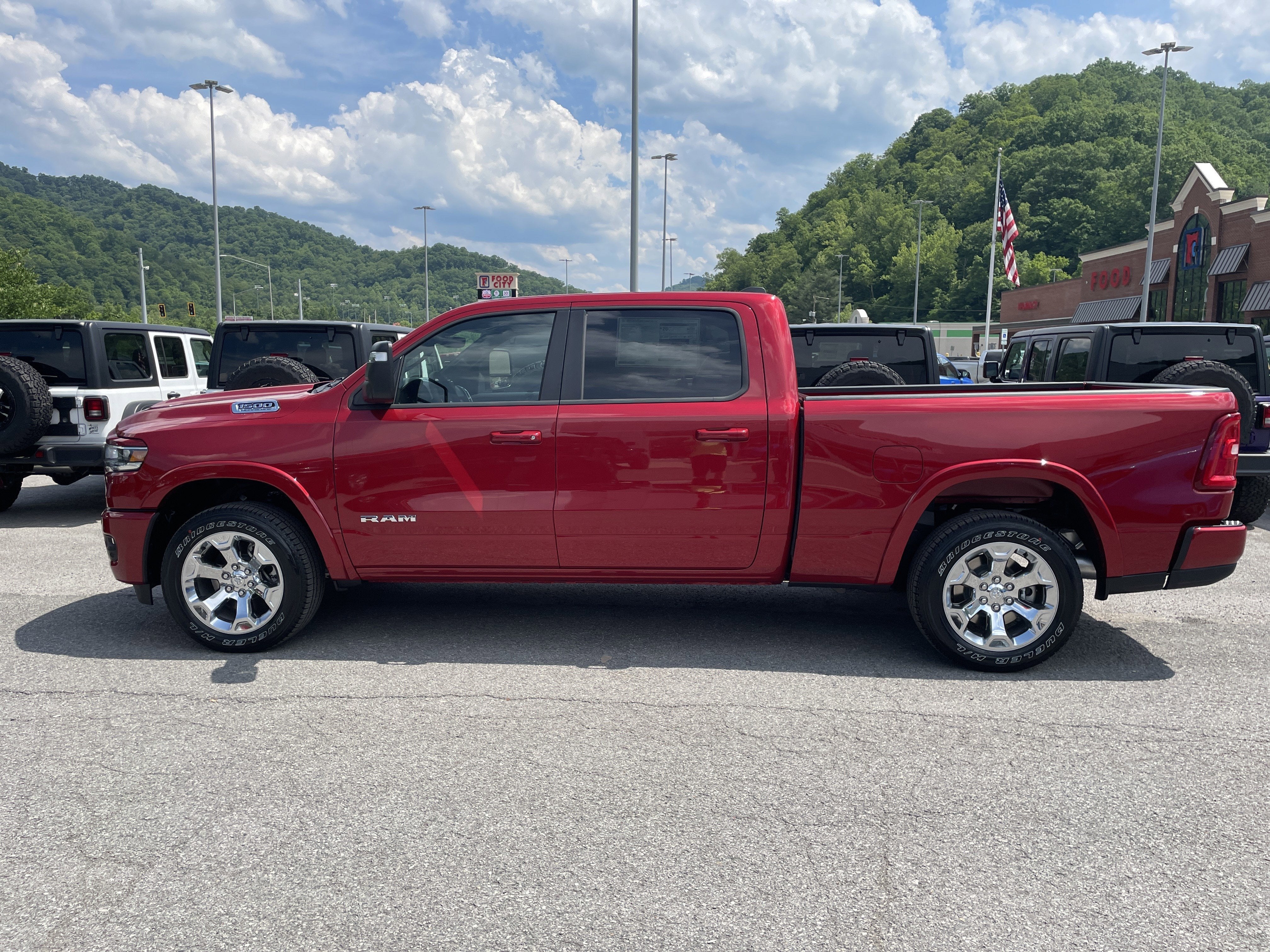 2026 RAM Ram 1500 RAM 1500 BIG HORN CREW CAB 4X4 6'4' BOX