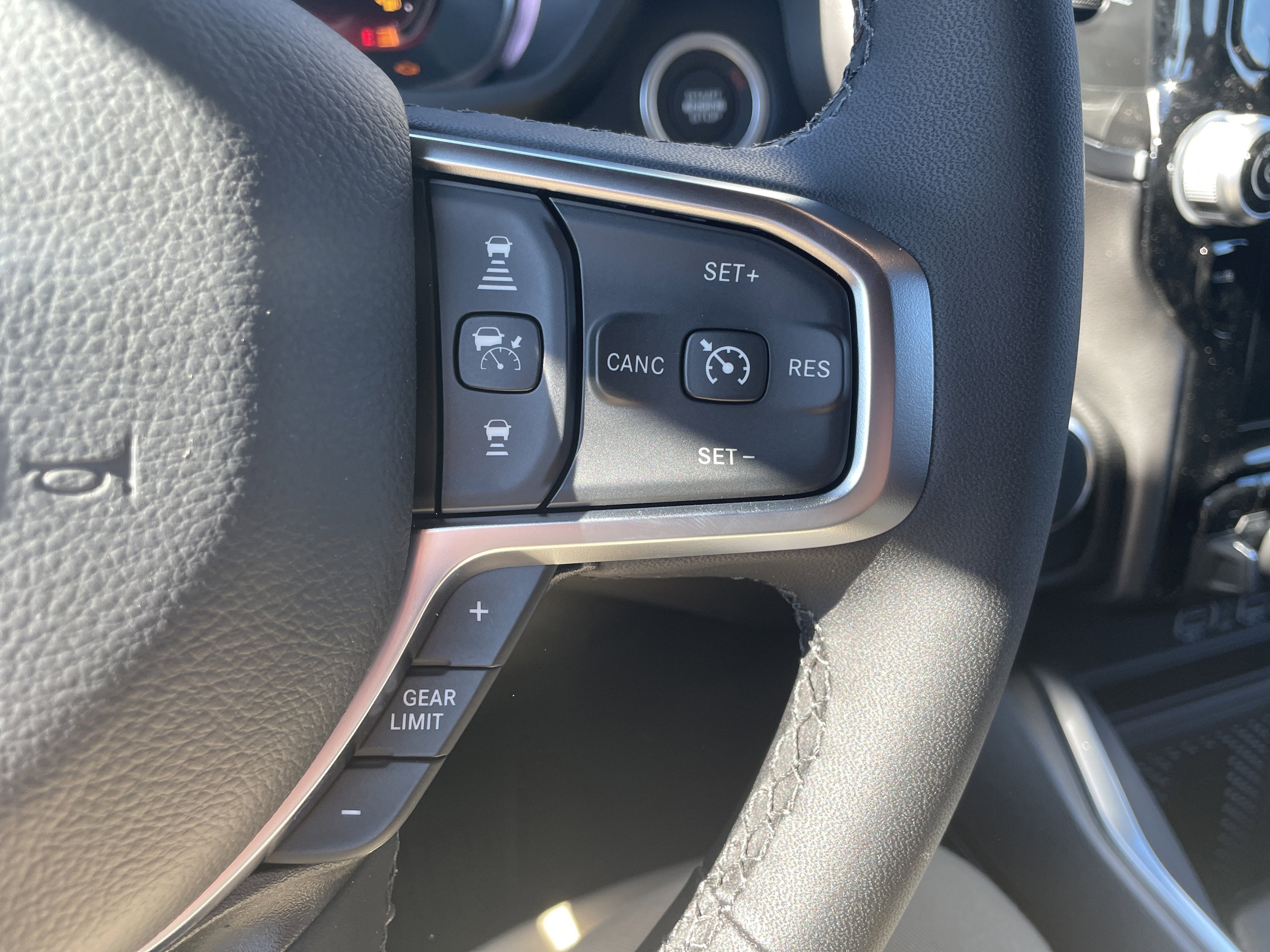 2026 RAM Ram 1500 RAM 1500 BIG HORN CREW CAB 4X4 6'4' BOX