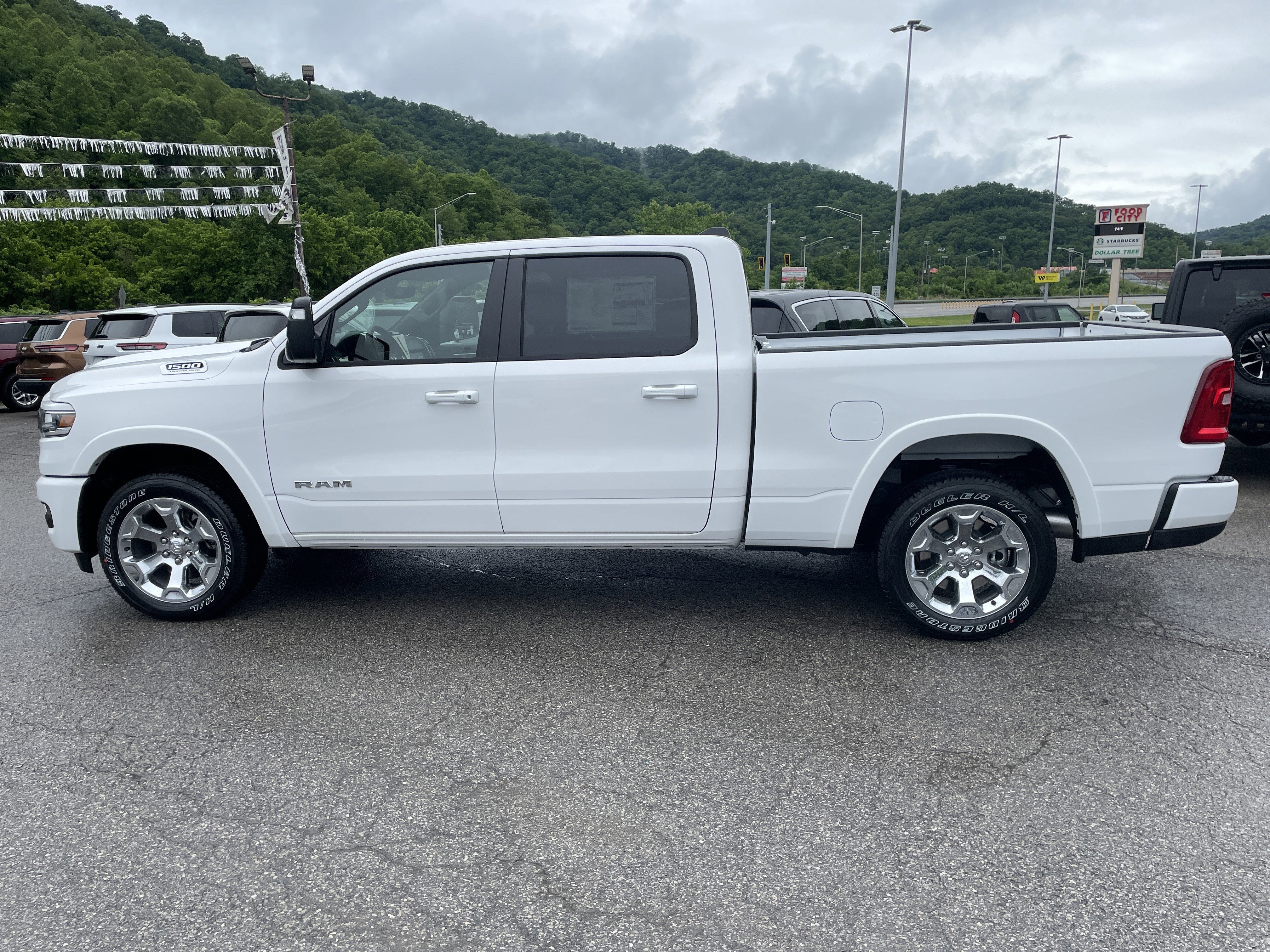 2026 RAM Ram 1500 RAM 1500 BIG HORN CREW CAB 4X4 6'4' BOX