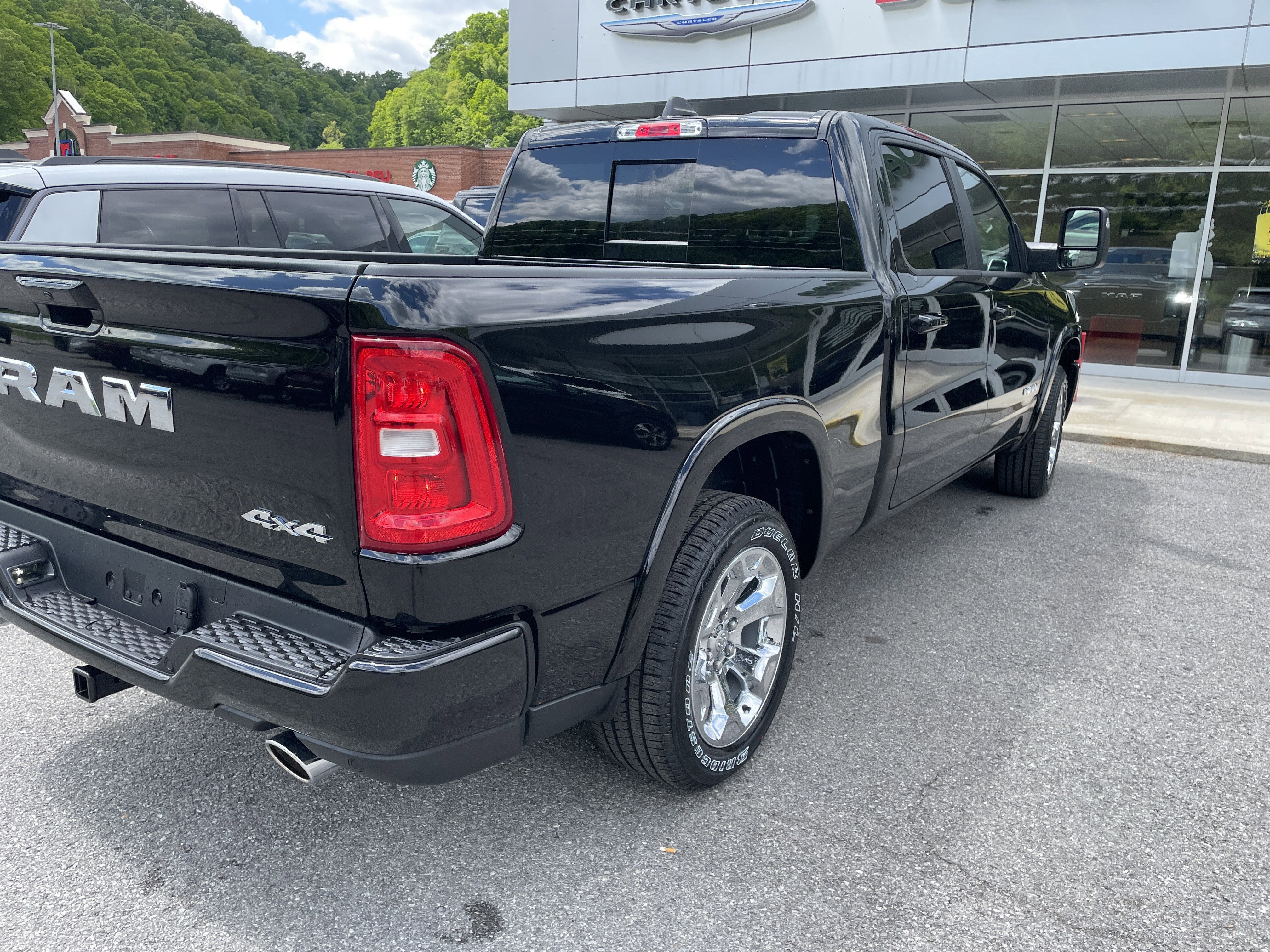2026 RAM Ram 1500 RAM 1500 BIG HORN CREW CAB 4X4 6'4' BOX