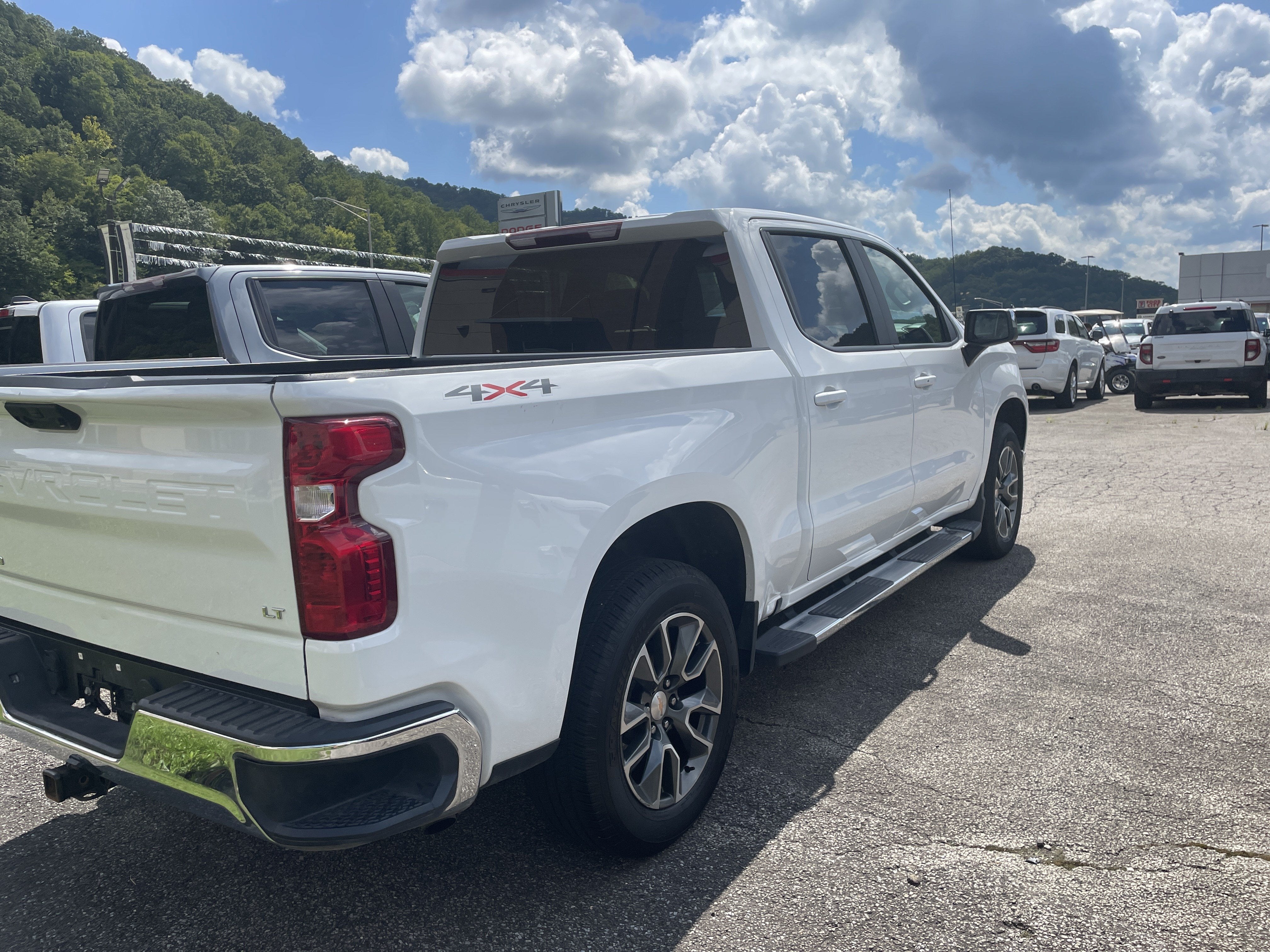 2025 Chevrolet Silverado 1500 4WD Crew Cab Standard Bed LT