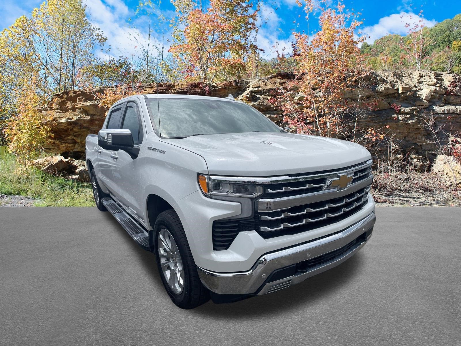 2024 Chevrolet Silverado 1500 4WD Crew Cab Short Bed LTZ