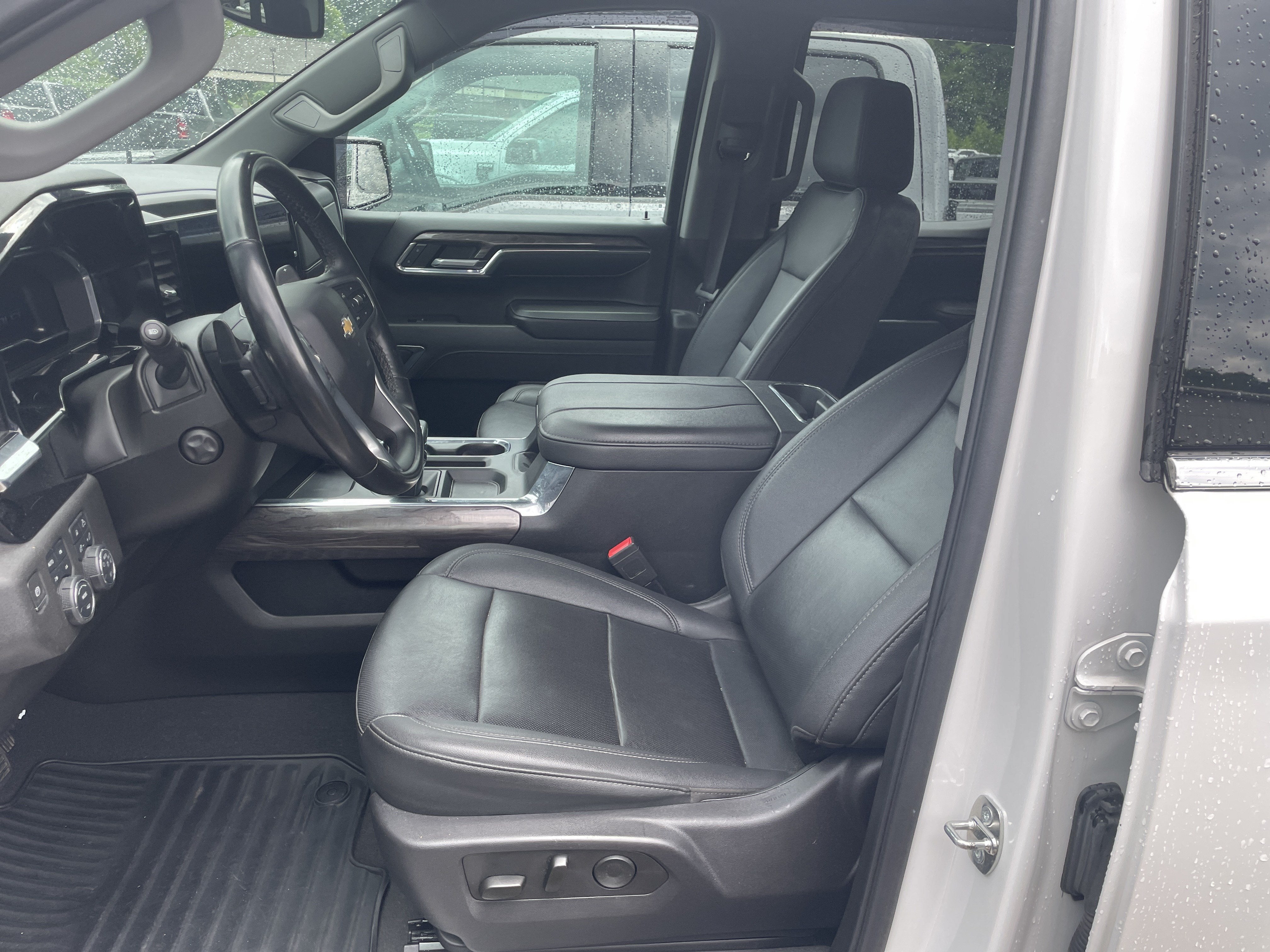 2024 Chevrolet Silverado 1500 4WD Crew Cab Short Bed LTZ