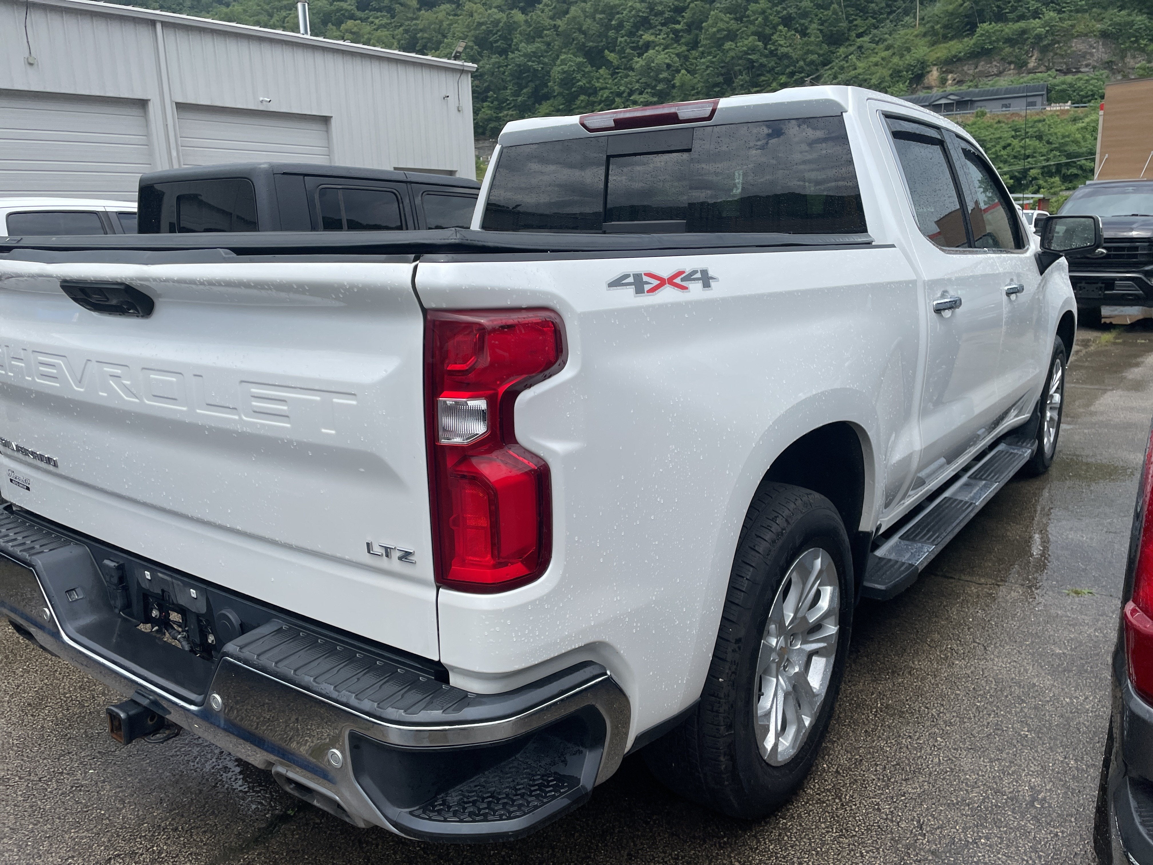 2024 Chevrolet Silverado 1500 4WD Crew Cab Short Bed LTZ