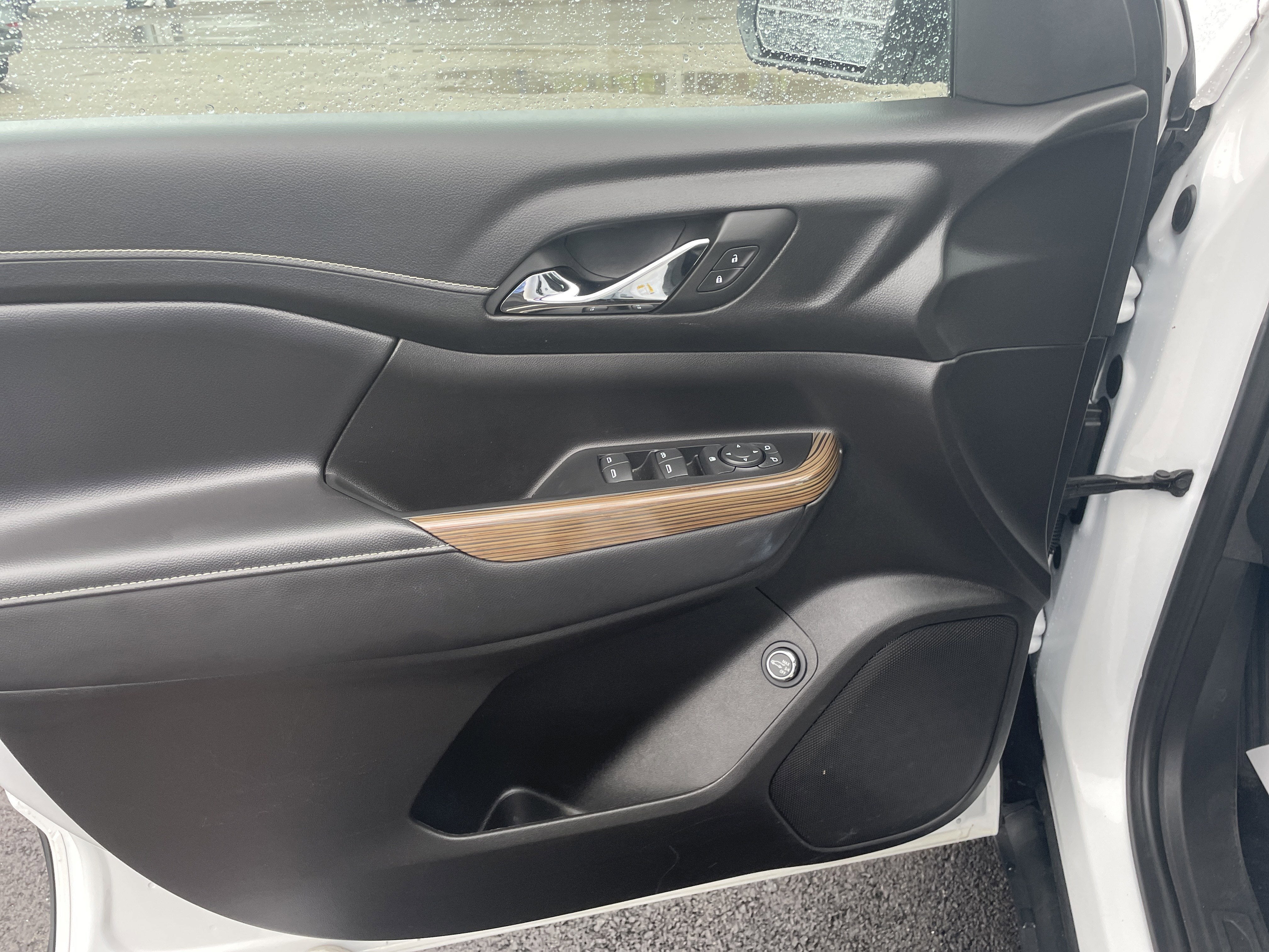 2023 GMC Acadia FWD SLE