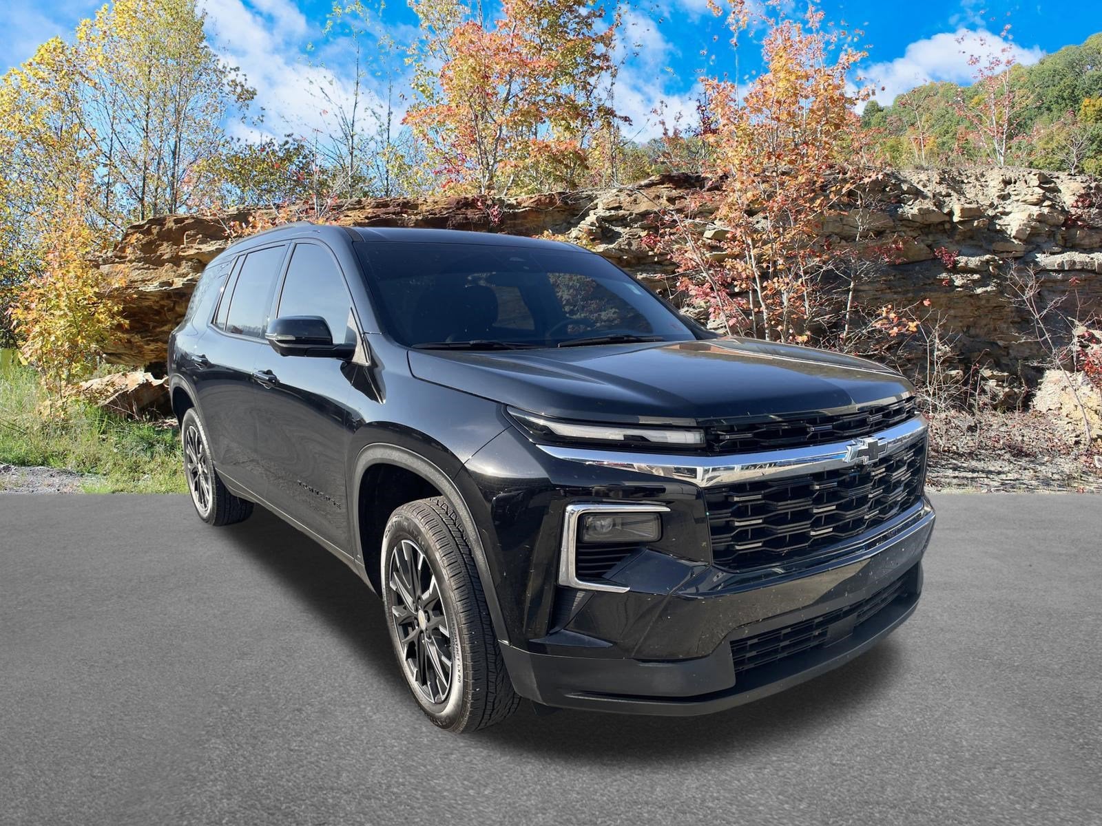 2025 Chevrolet Traverse AWD LT