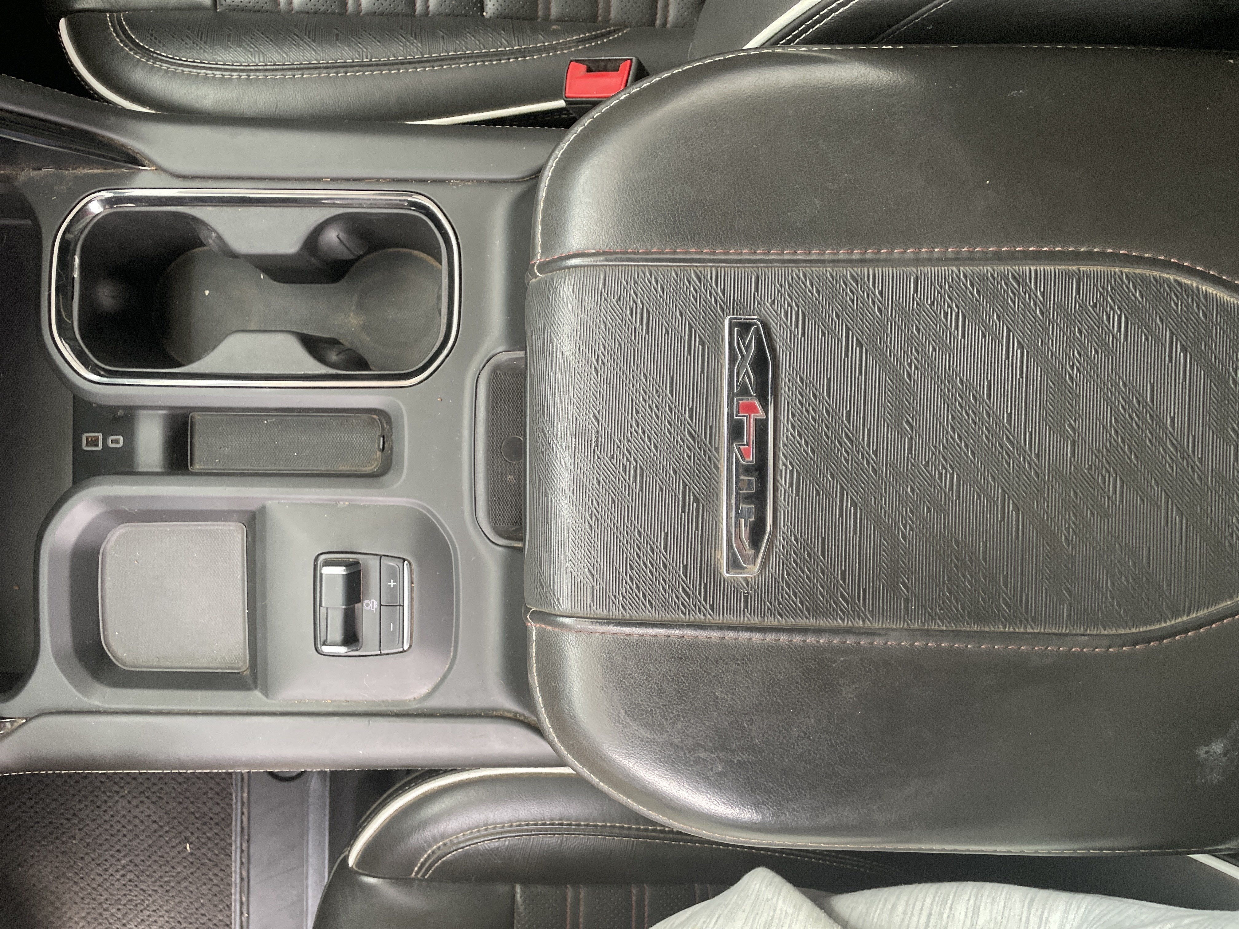 2024 GMC Sierra 2500HD 4WD Crew Cab Standard Bed AT4X