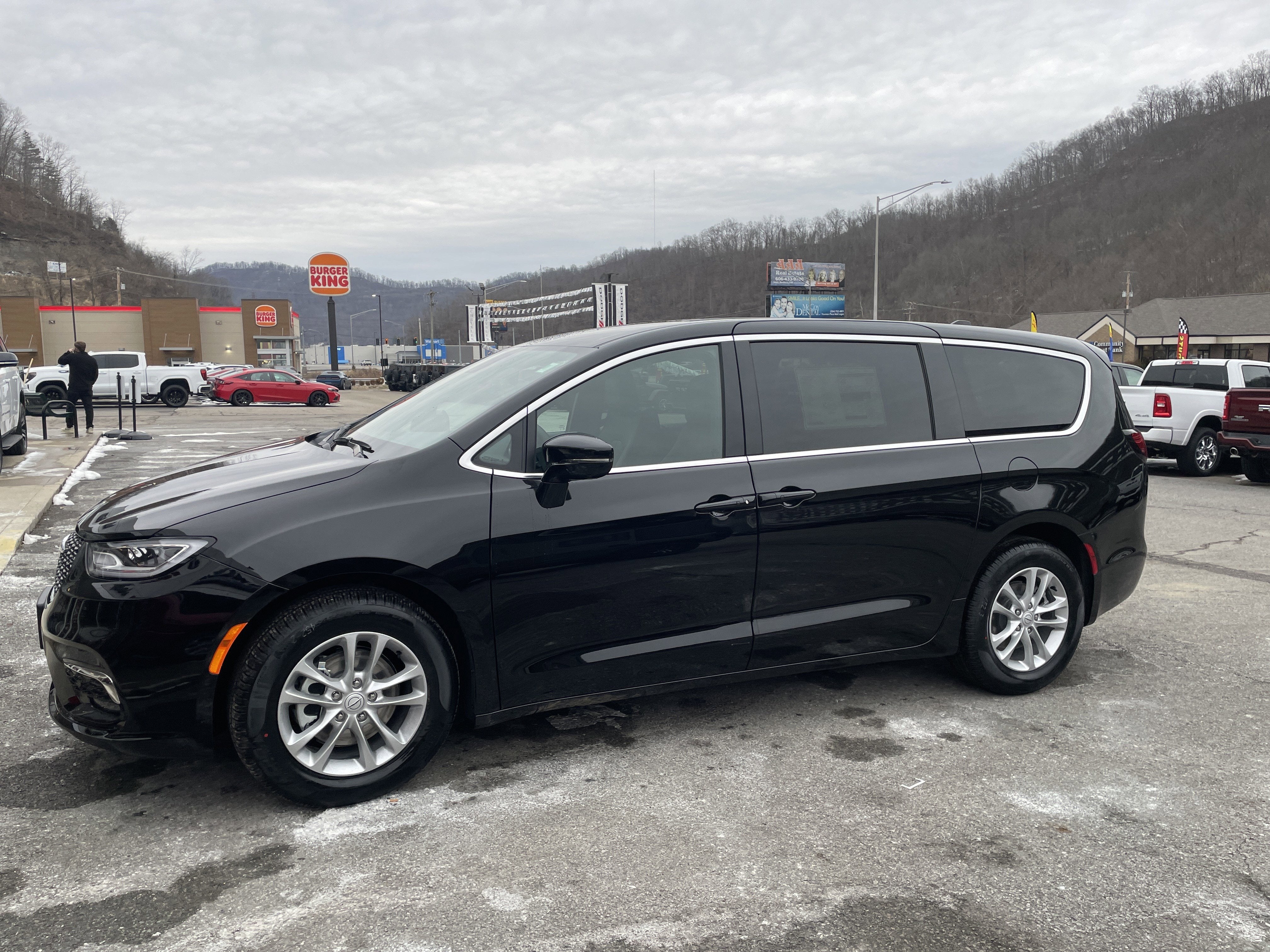 2026 Chrysler Pacifica PACIFICA SELECT