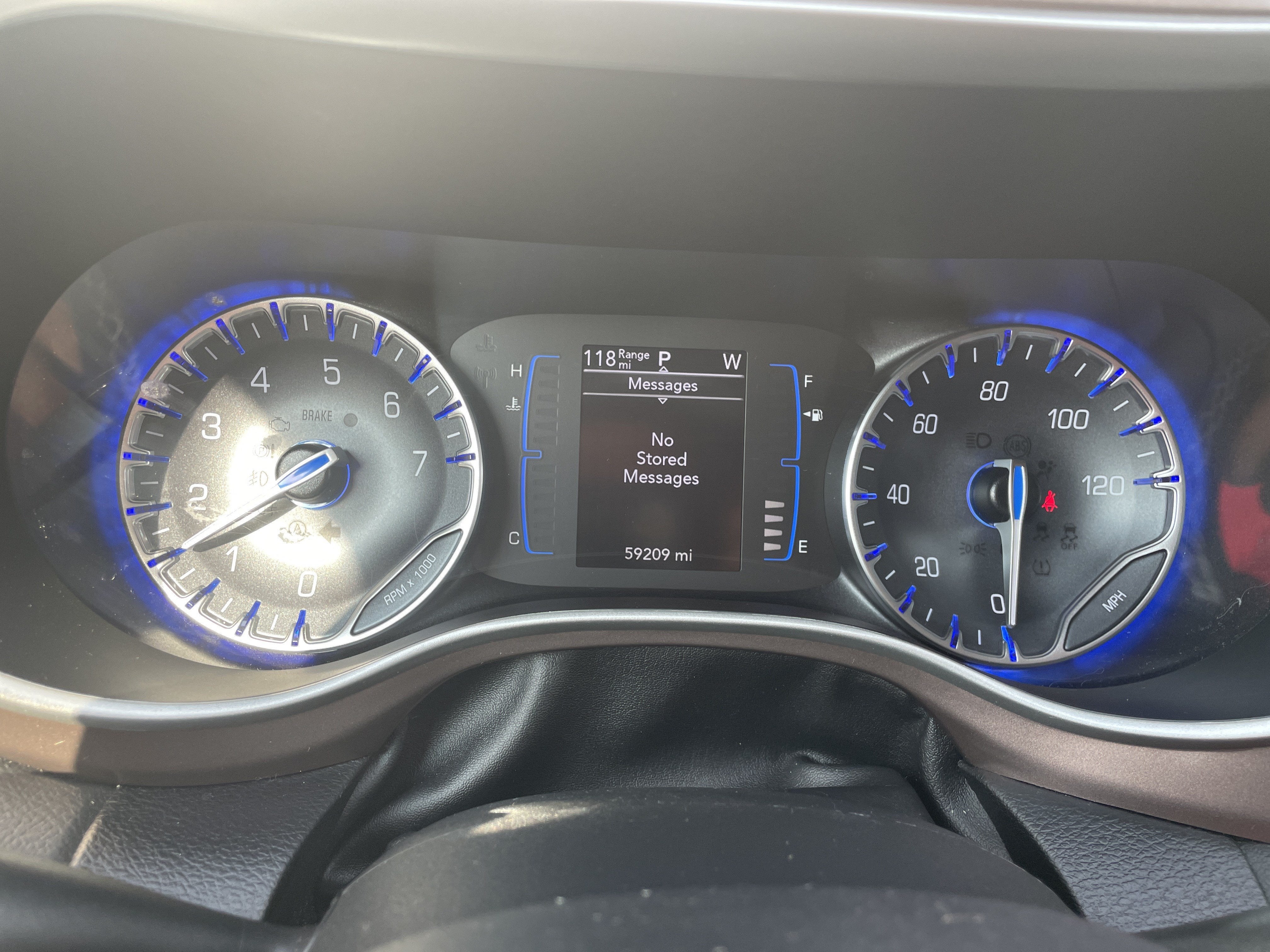 2022 Chrysler Voyager LX