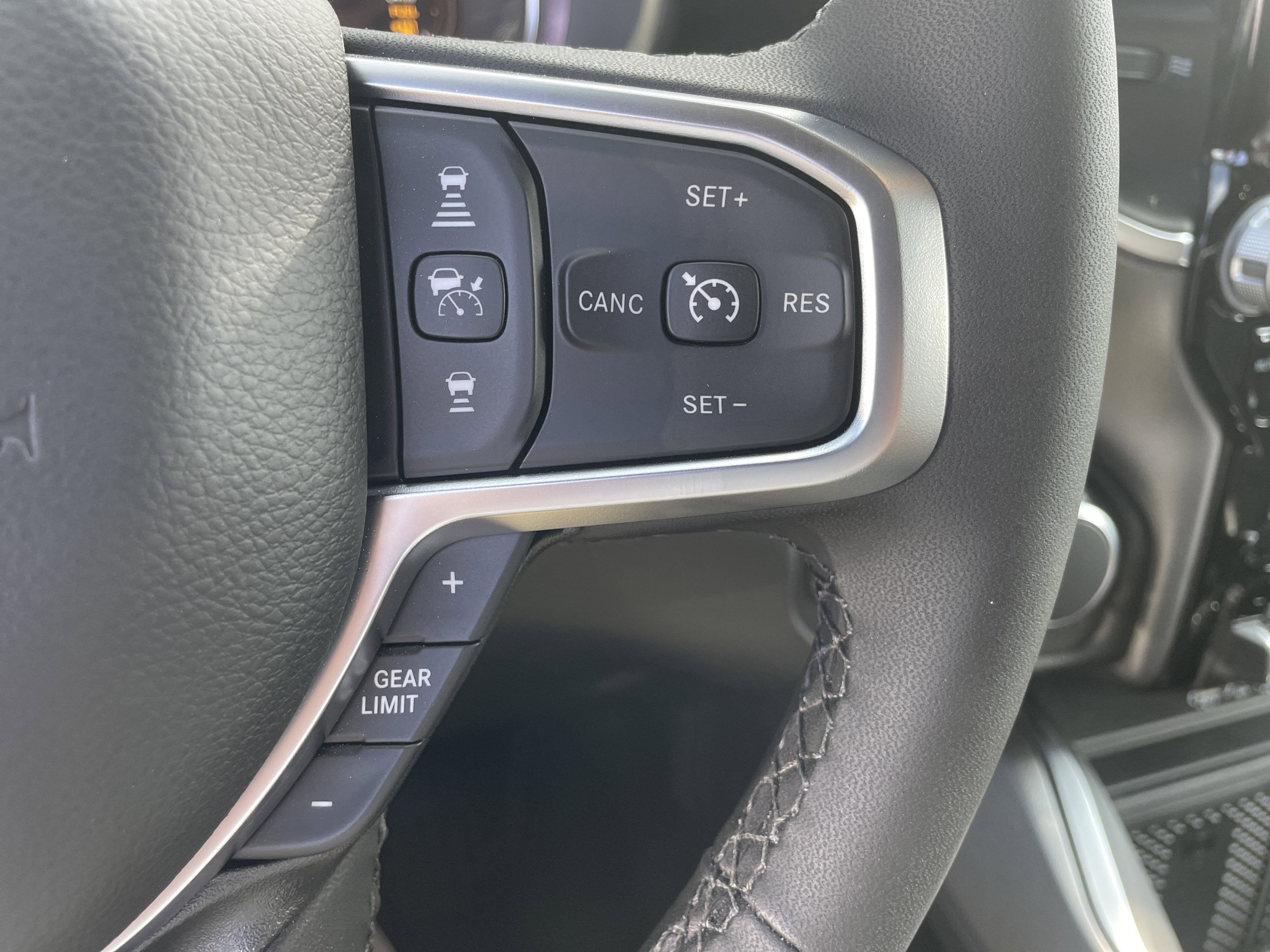 2026 Chrysler Pacifica PACIFICA LIMITED