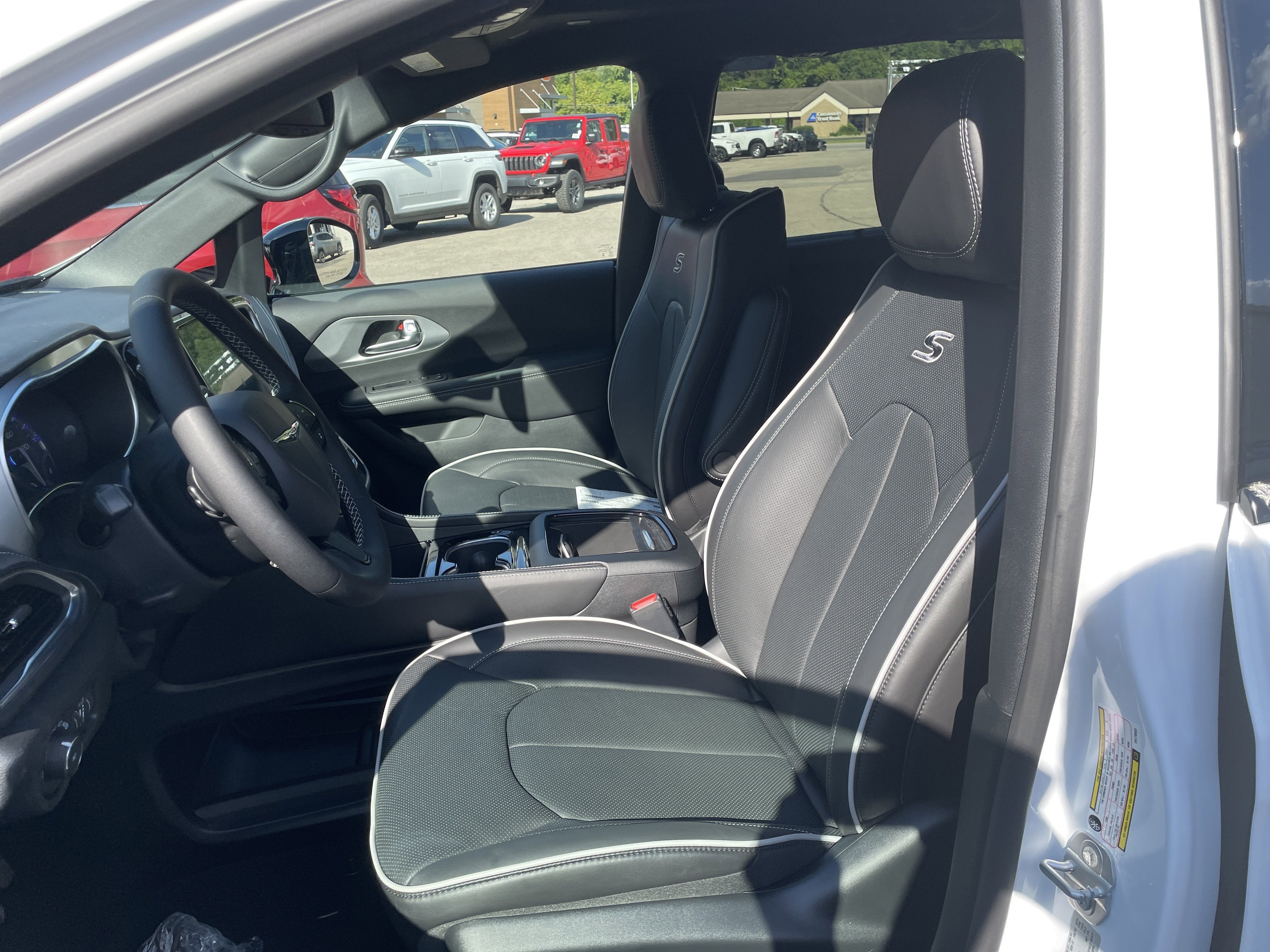 2026 Chrysler Pacifica PACIFICA LIMITED AWD