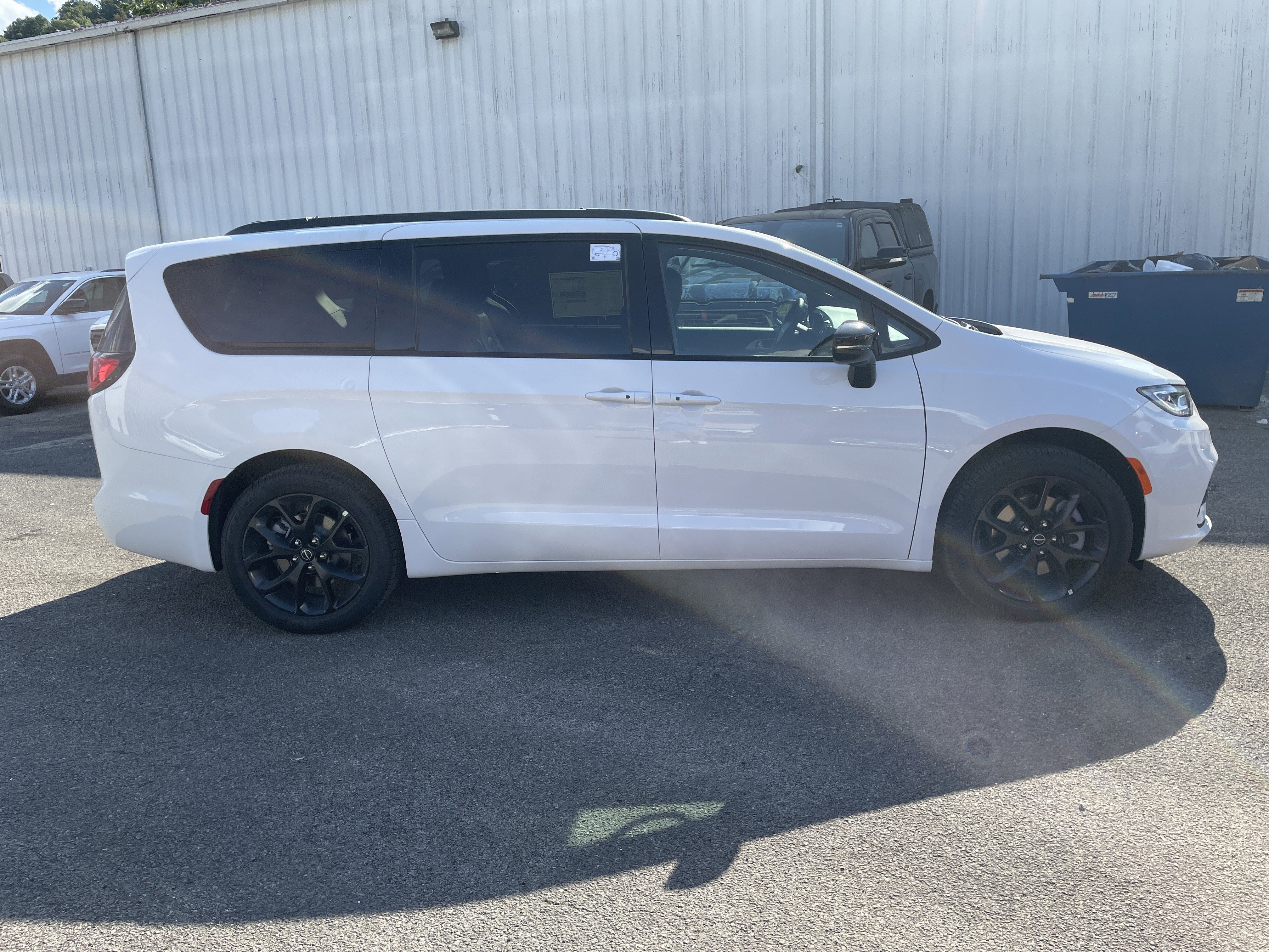 2026 Chrysler Pacifica PACIFICA LIMITED AWD