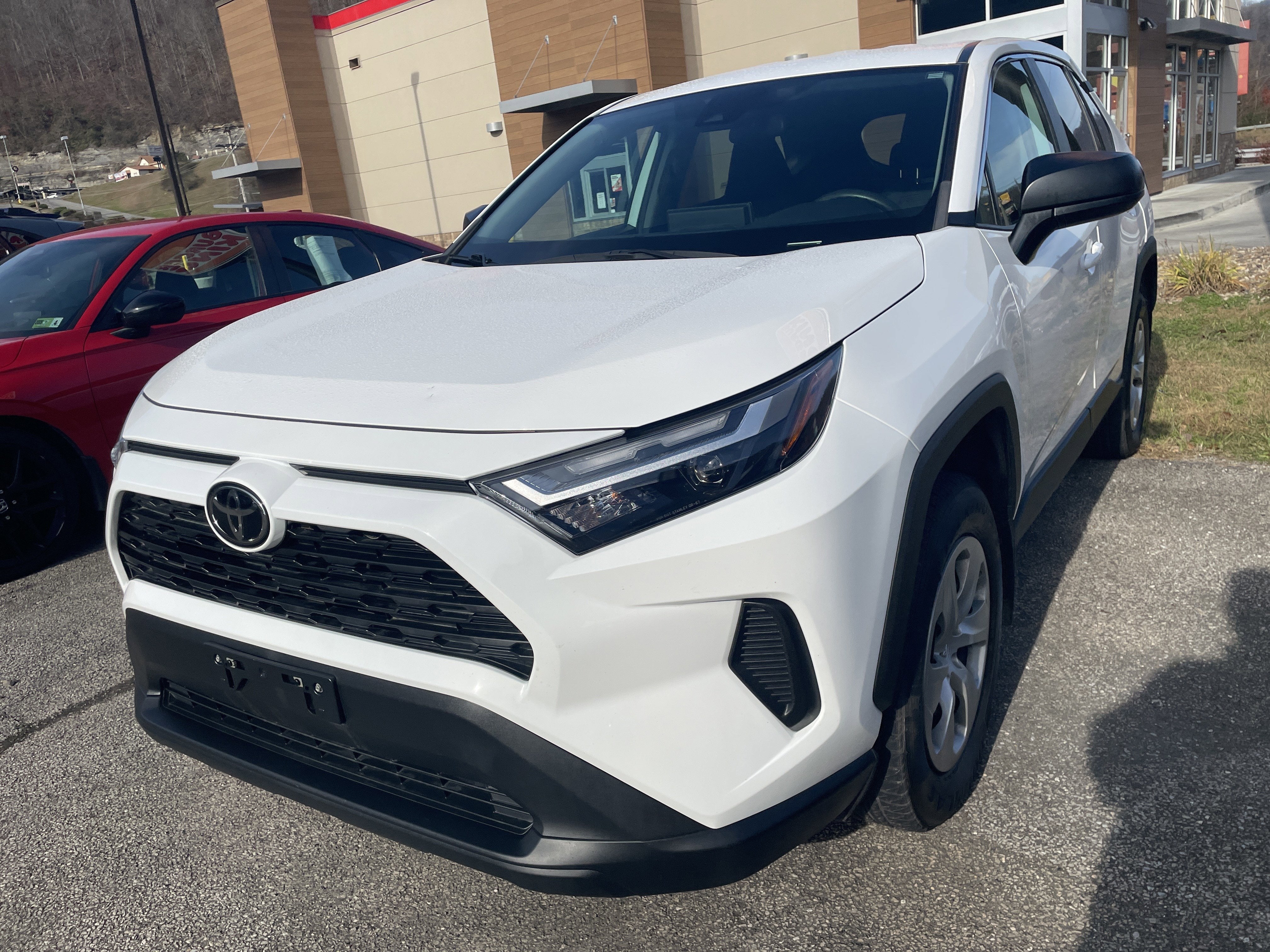2023 Toyota RAV4 LE
