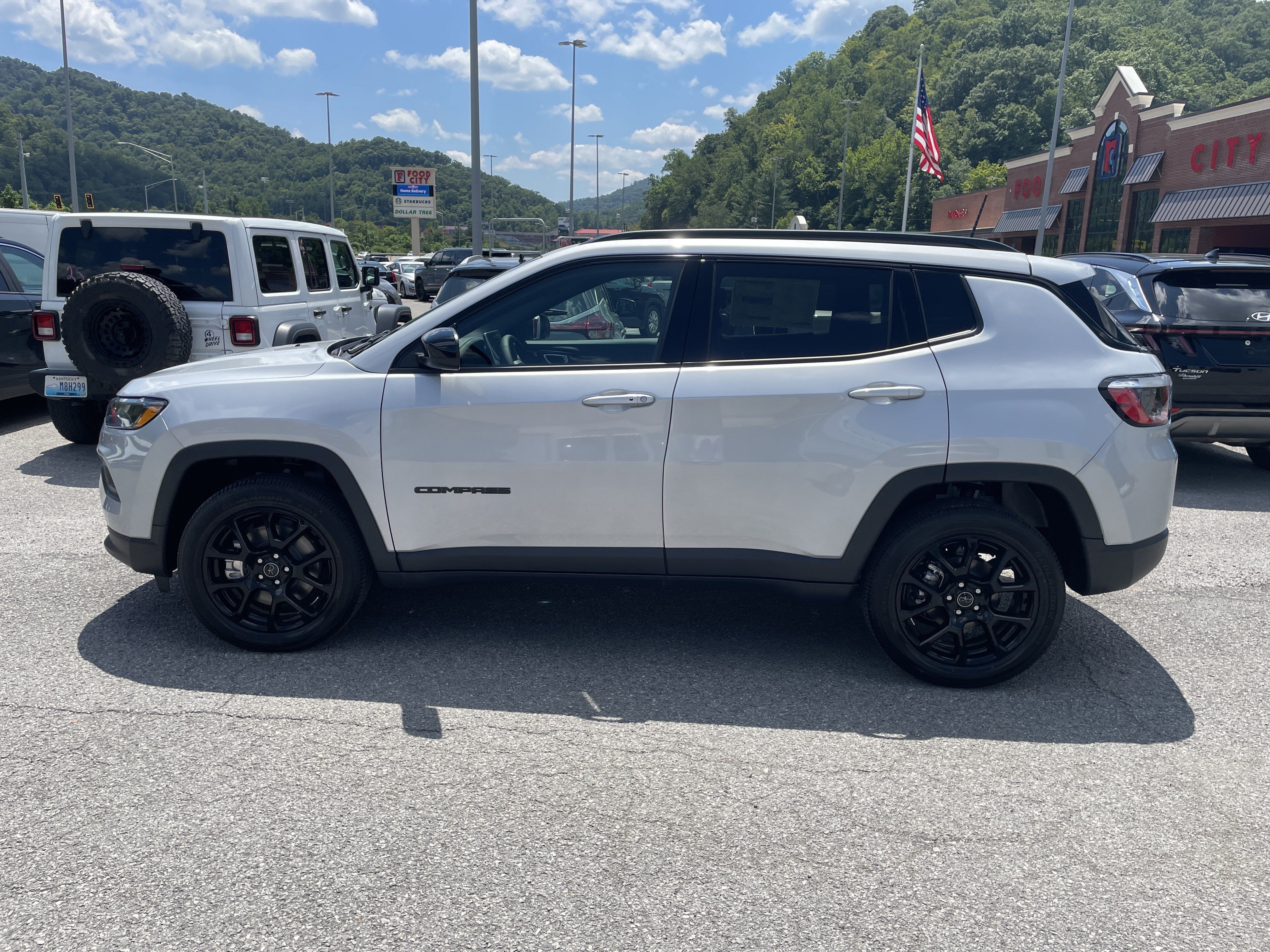 2026 Jeep Compass COMPASS LATITUDE ALTITUDE 4X4