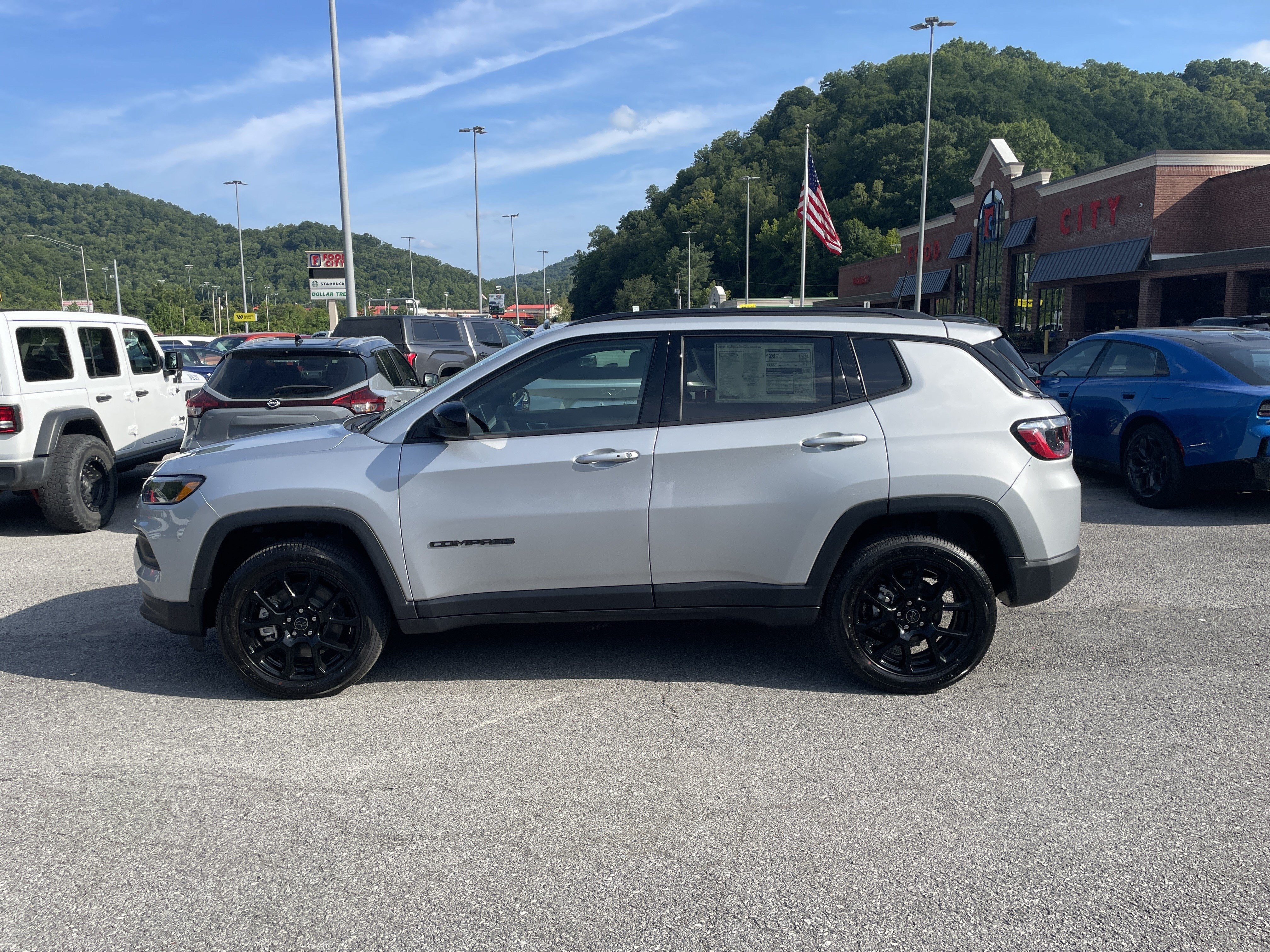 2026 Jeep Compass COMPASS LATITUDE ALTITUDE 4X4